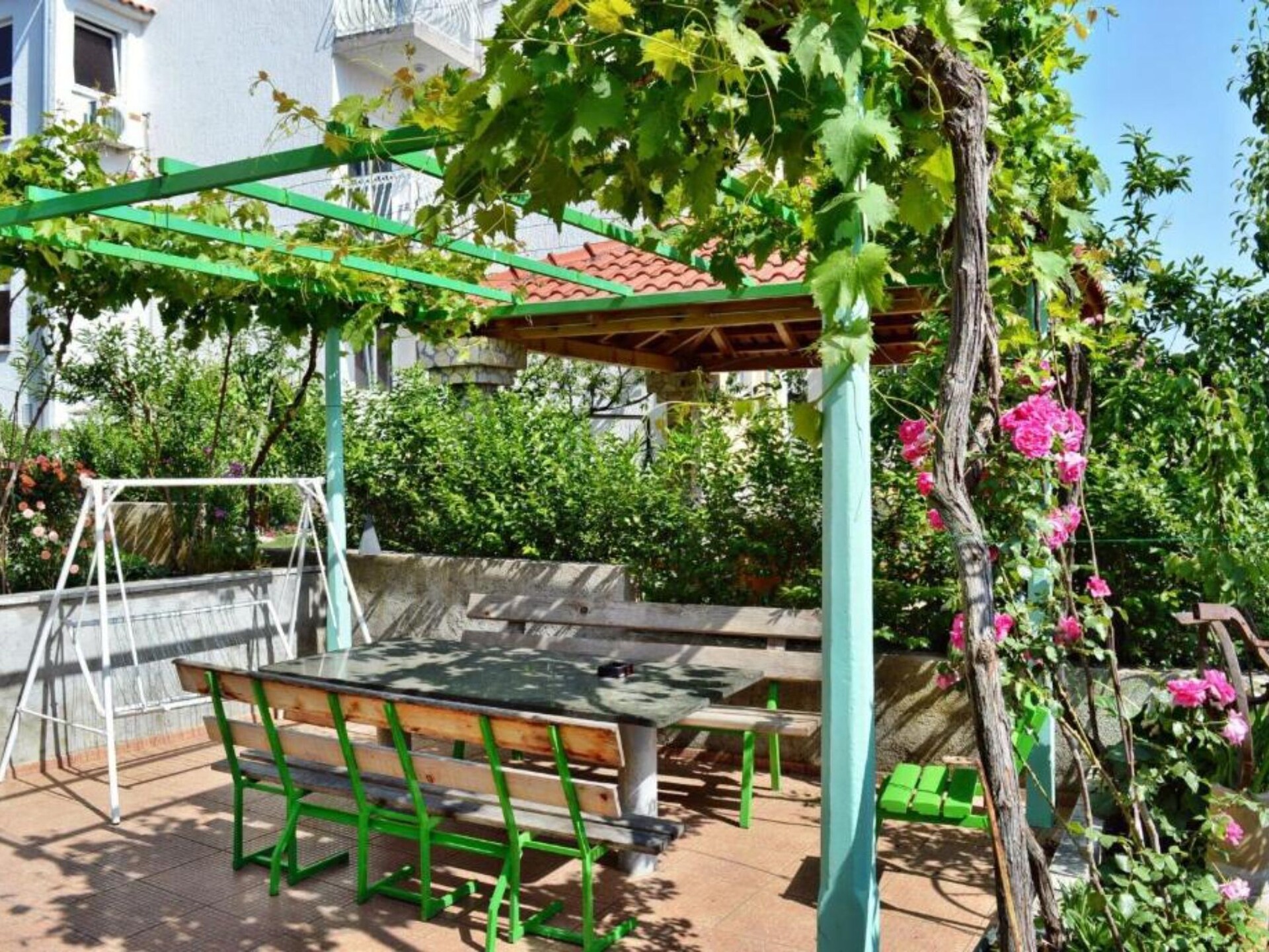 Compact appartement vlakbij zee in Brodarica voor 4 personen - foto 14