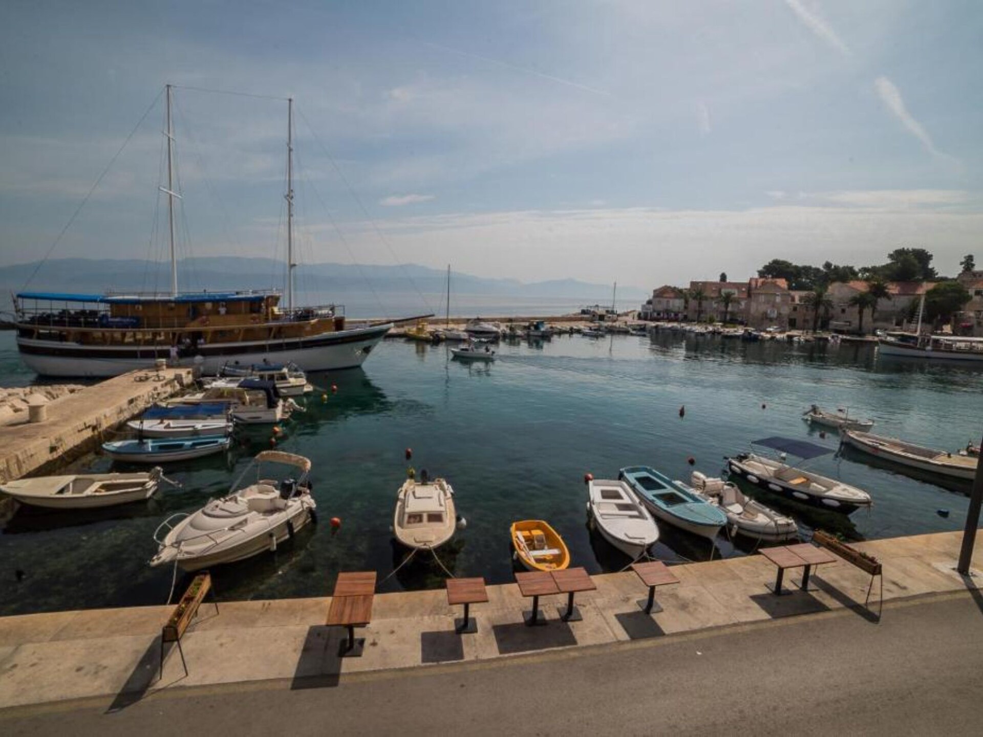 Authentiek stenen appartement met zeezicht op eiland Brač, 30m van strand - foto 29