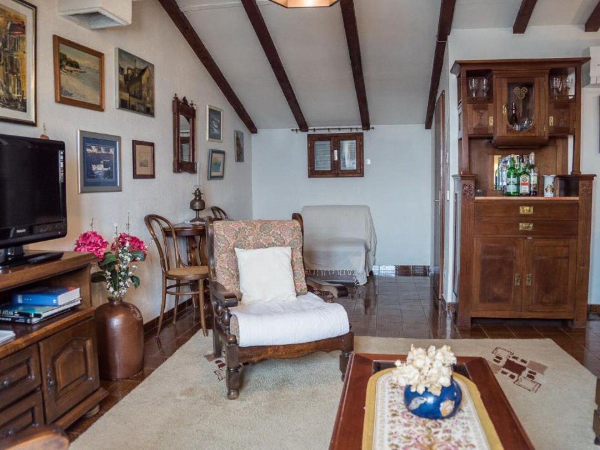 Authentiek stenen appartement met zeezicht op eiland Brač, 30m van strand - foto 7