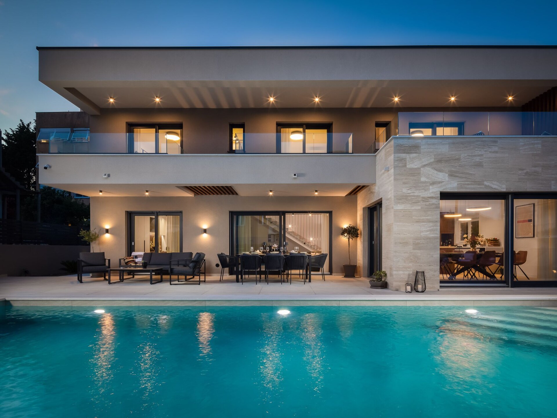 Villa Prima Lux: Ruim vakantiehuis met privézwembad op 400m van zee bij Split - foto 57