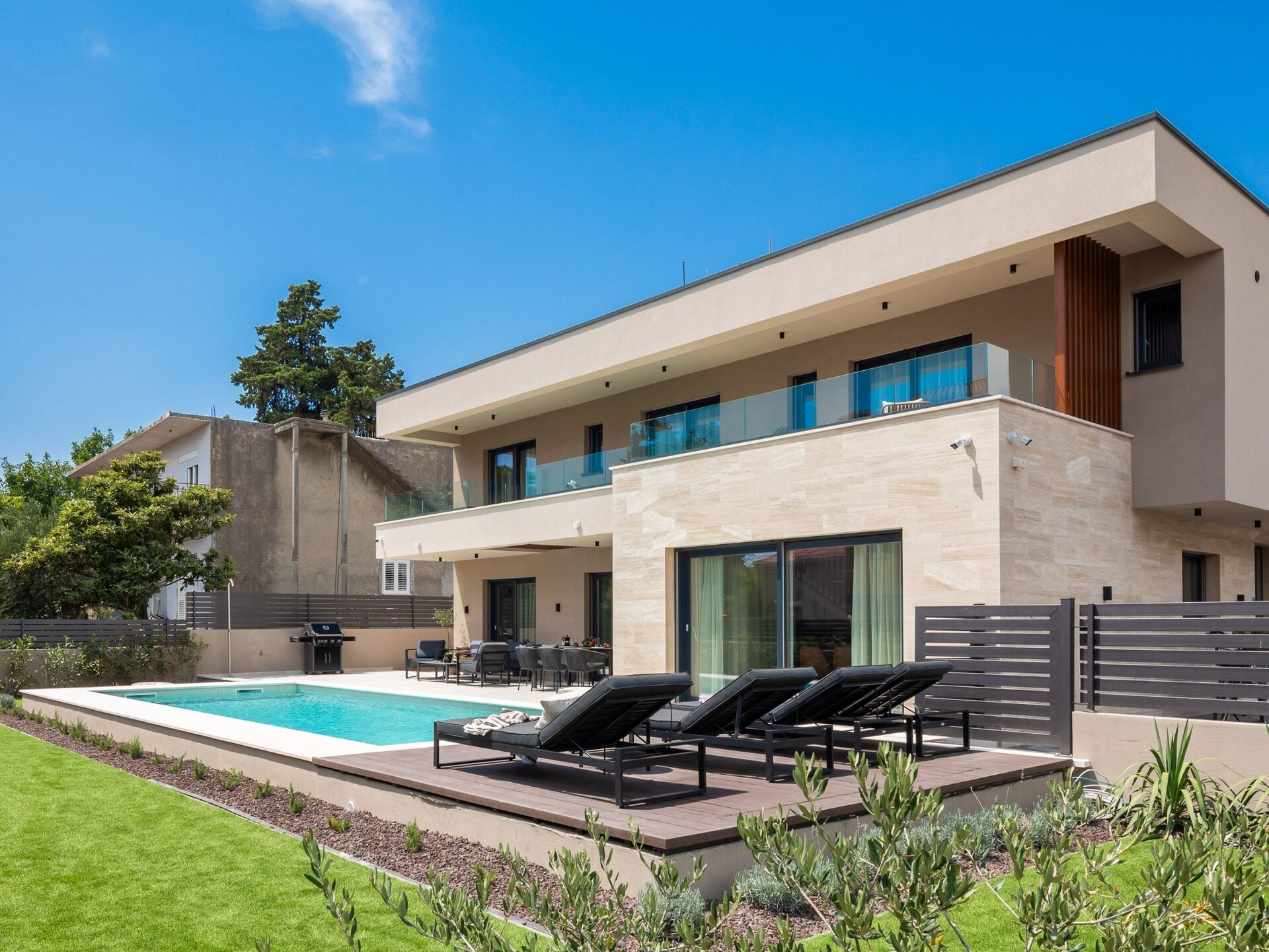 Villa Prima Lux: Ruim vakantiehuis met privézwembad op 400m van zee bij Split - foto 43