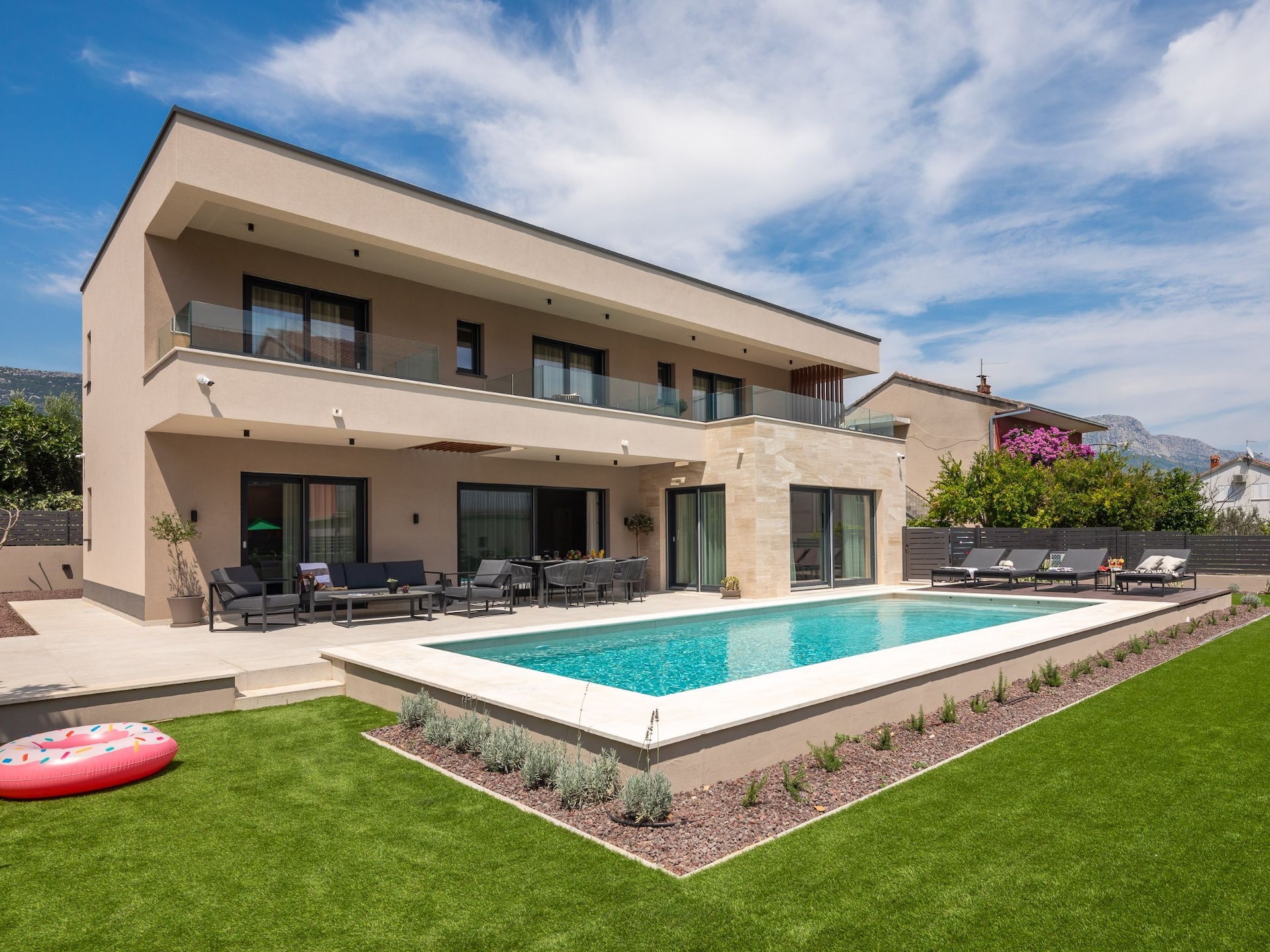 Villa Prima Lux: Ruim vakantiehuis met privézwembad op 400m van zee bij Split - foto 68