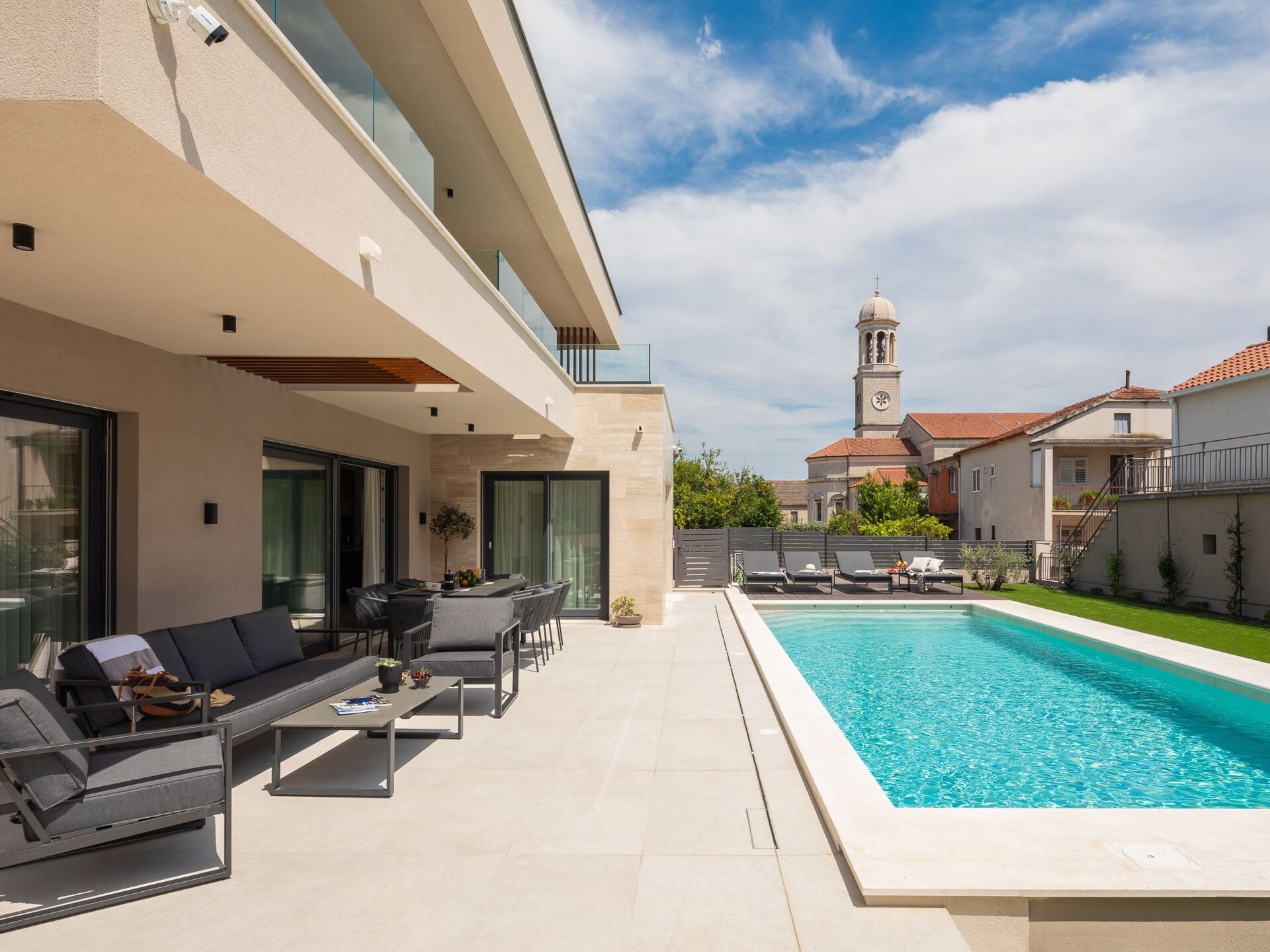 Villa Prima Lux: Ruim vakantiehuis met privézwembad op 400m van zee bij Split - foto 71