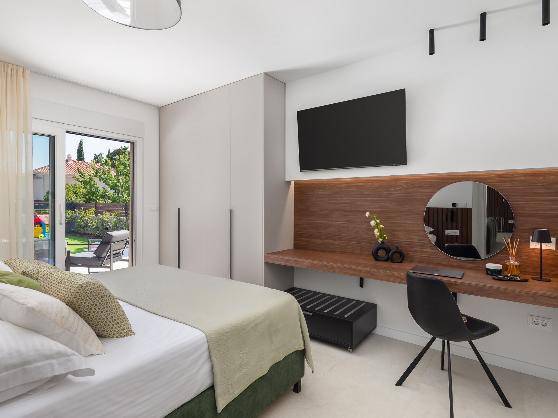Villa Prima Lux: Ruim vakantiehuis met privézwembad op 400m van zee bij Split - foto 21