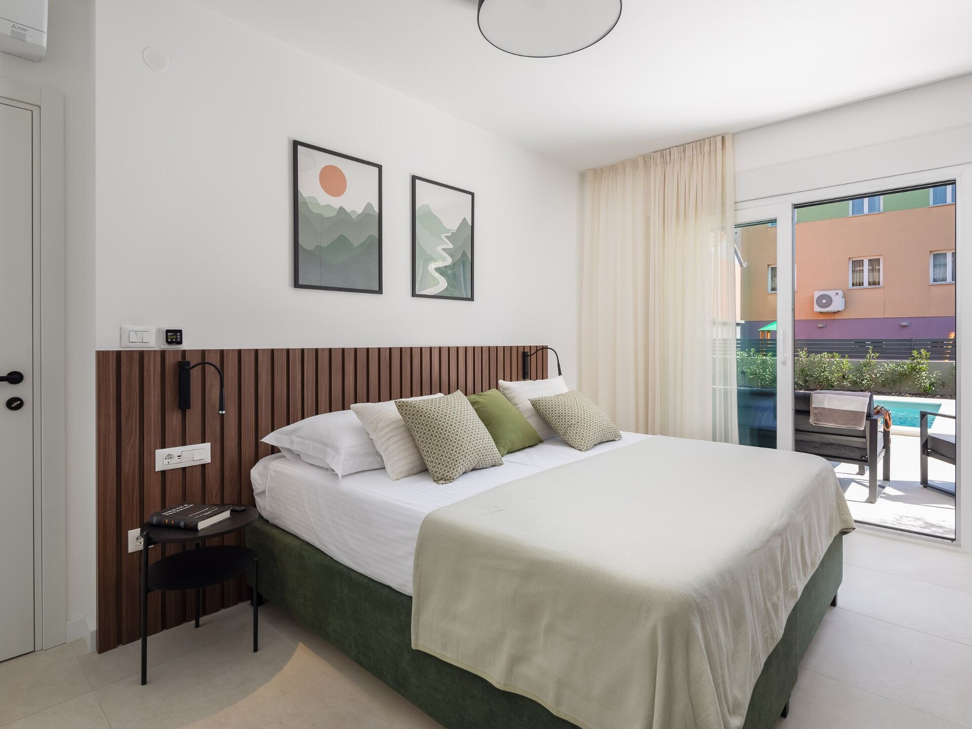 Villa Prima Lux: Ruim vakantiehuis met privézwembad op 400m van zee bij Split - foto 19