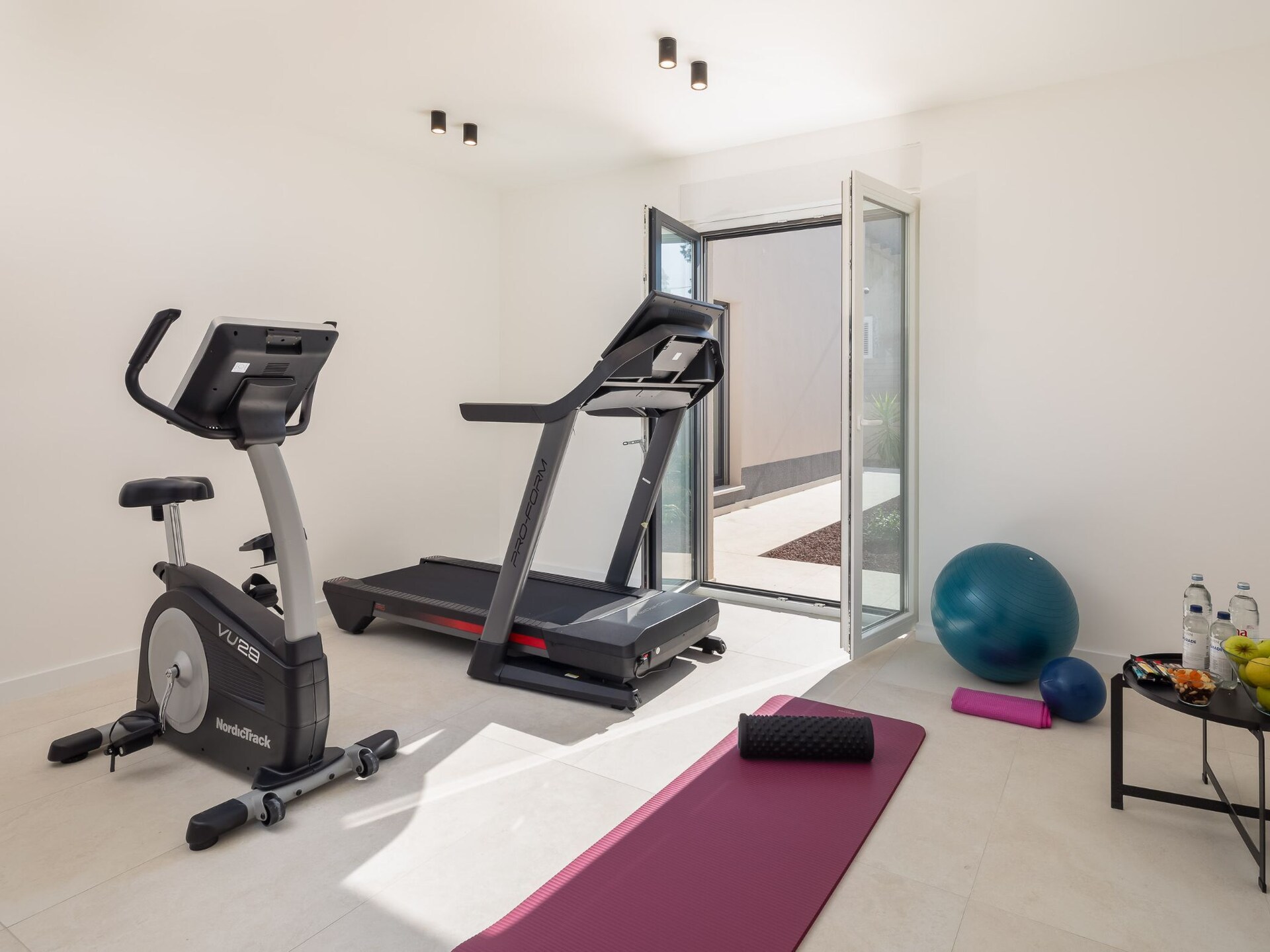 Villa Prima Lux: Ruim vakantiehuis met privézwembad op 400m van zee bij Split - foto 48