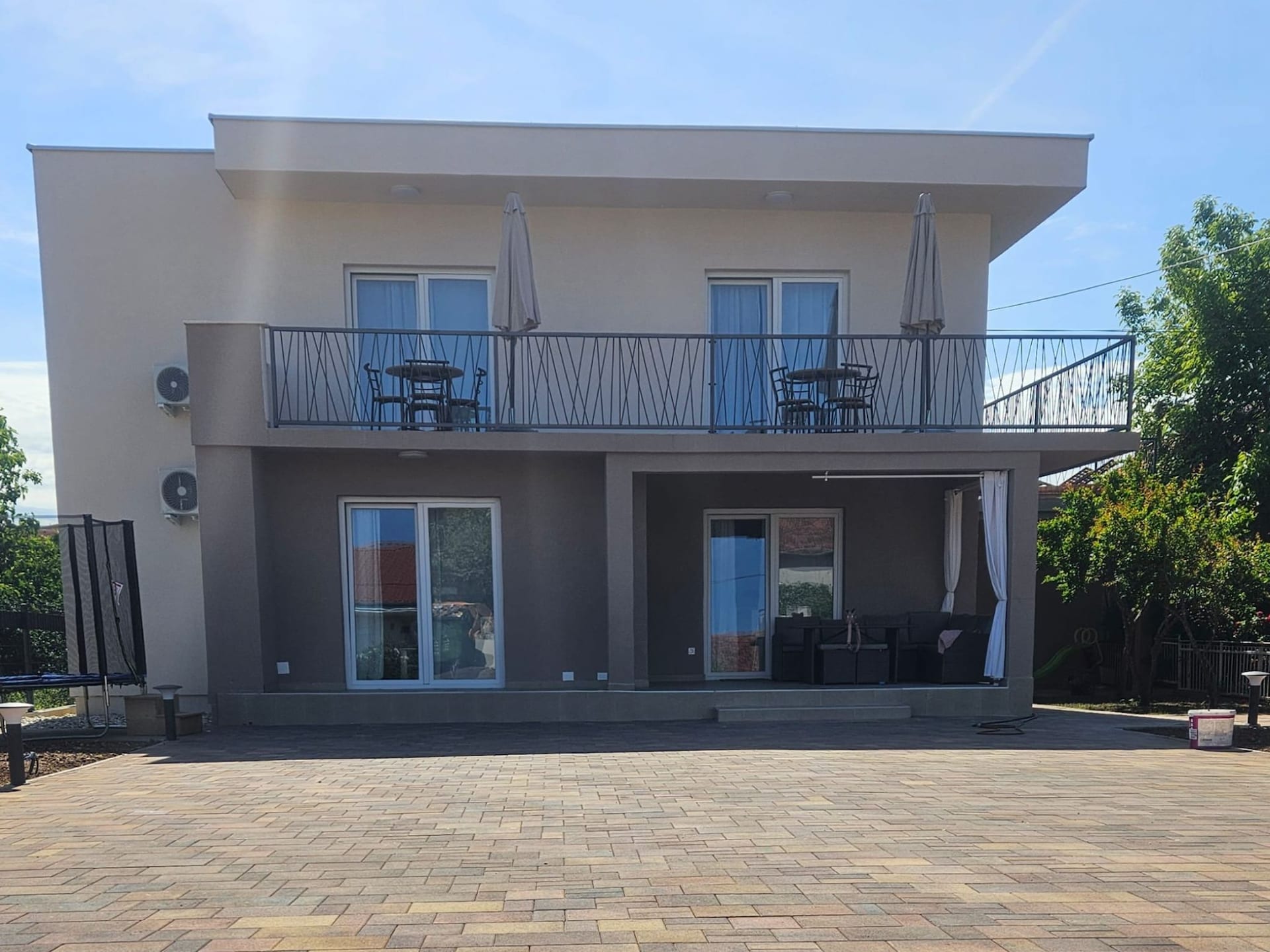 8-persoons vakantiehuis Villa Magnolia aan het strand in Pirovac - foto 17