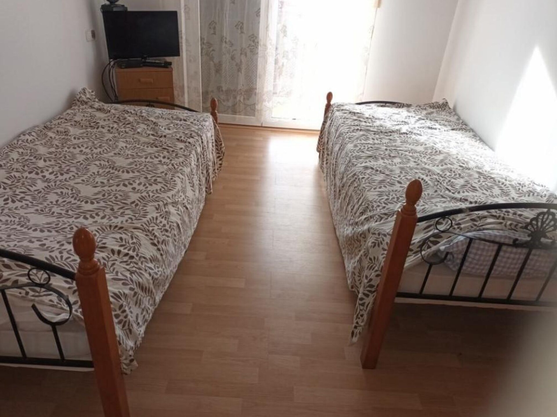 Ruim appartement in Dugi Rat op 100m van het strand voor 6 personen - foto 8