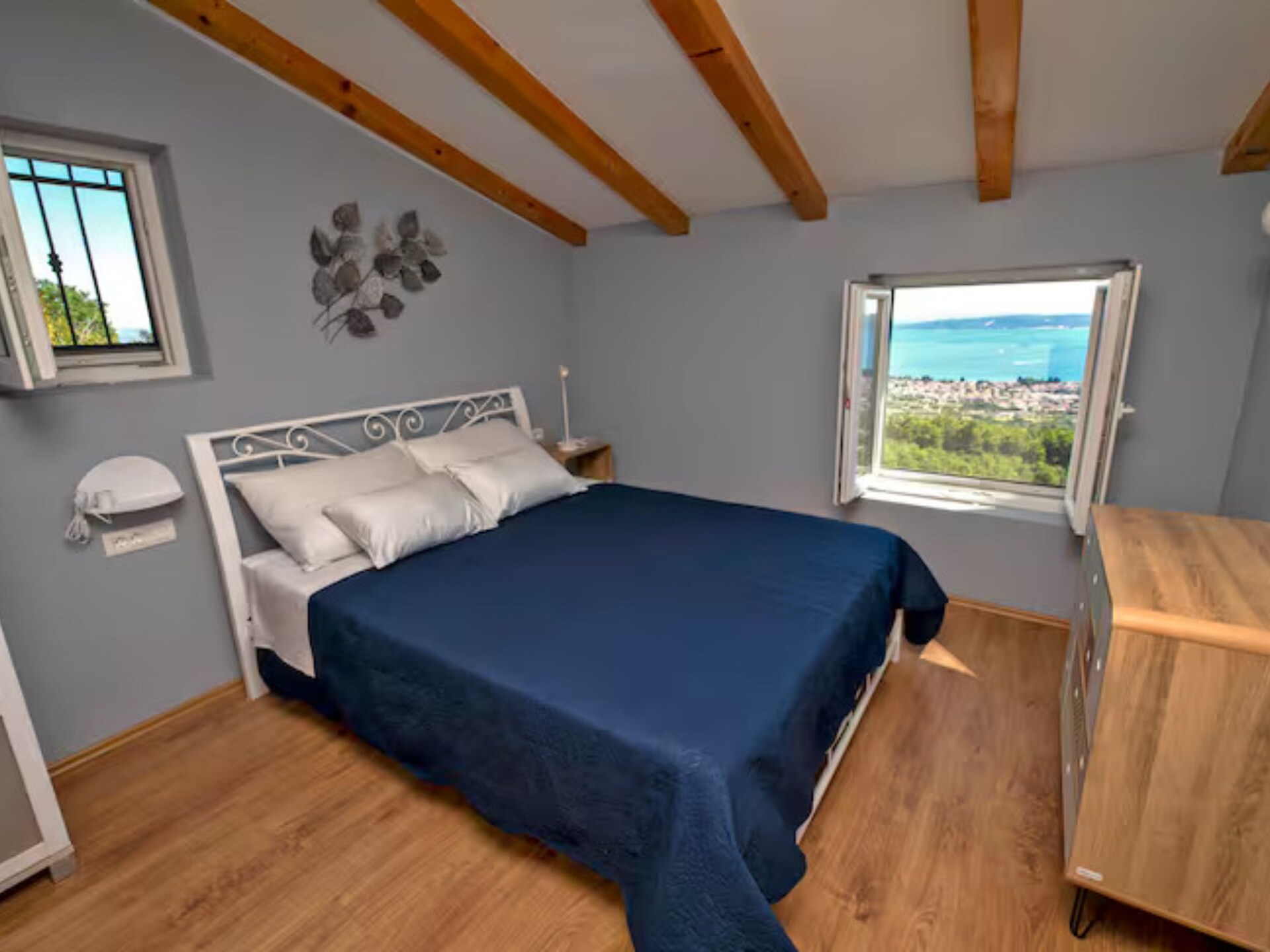 Authentiek stenen huis met zwembad in Kaštel Lukšić, vlak bij zee - foto 5