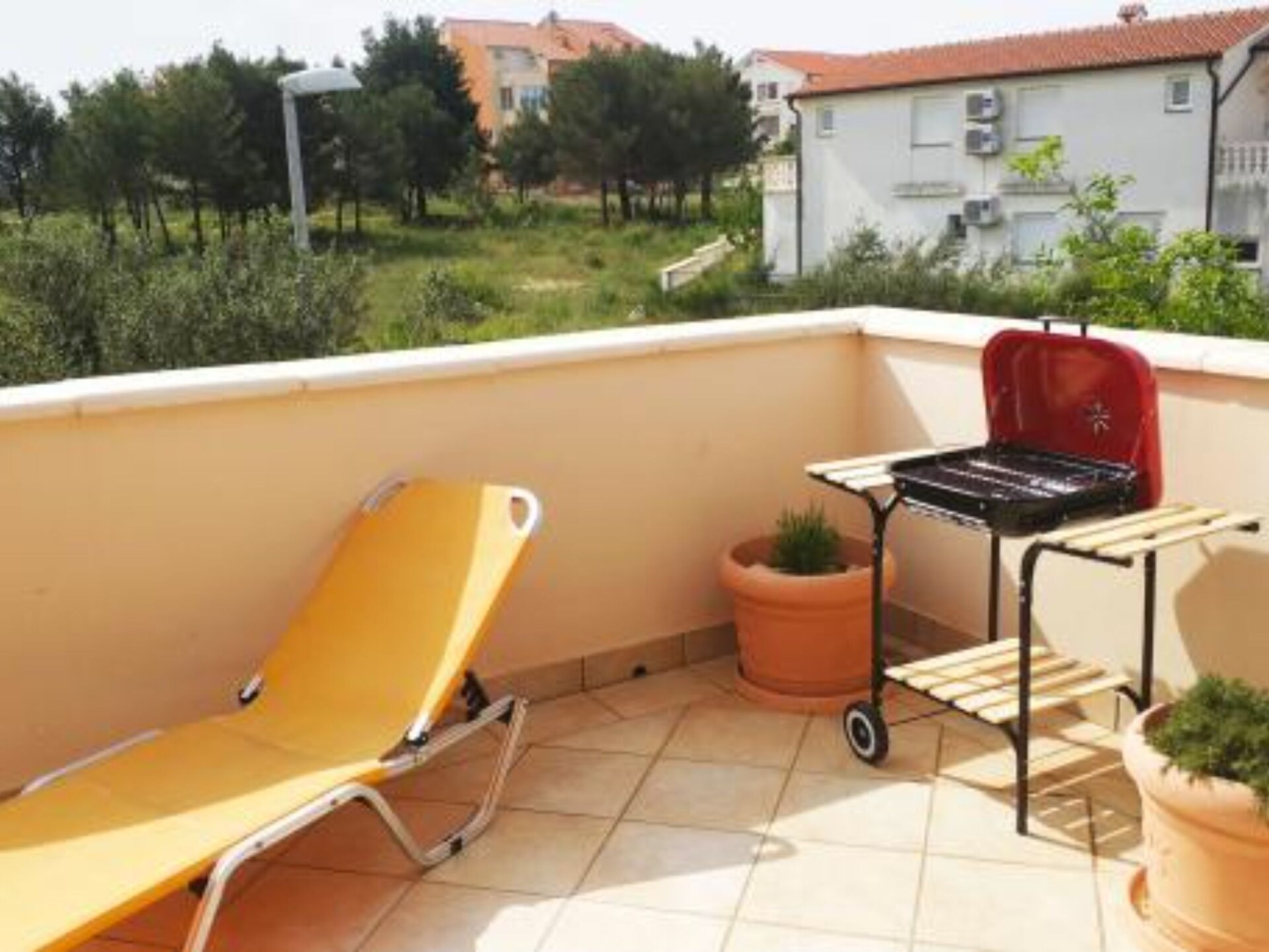 Rustiek appartement met terras in Vodice, vlakbij strand en centrum - foto 8