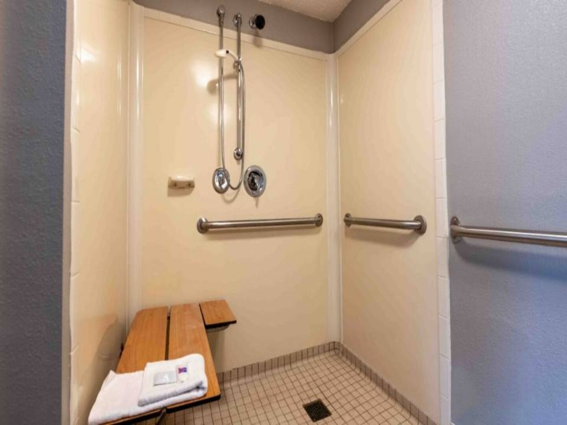 Comfortabele kamer voor 4 in Charlotte NC – Huisdieren welkom - foto 11