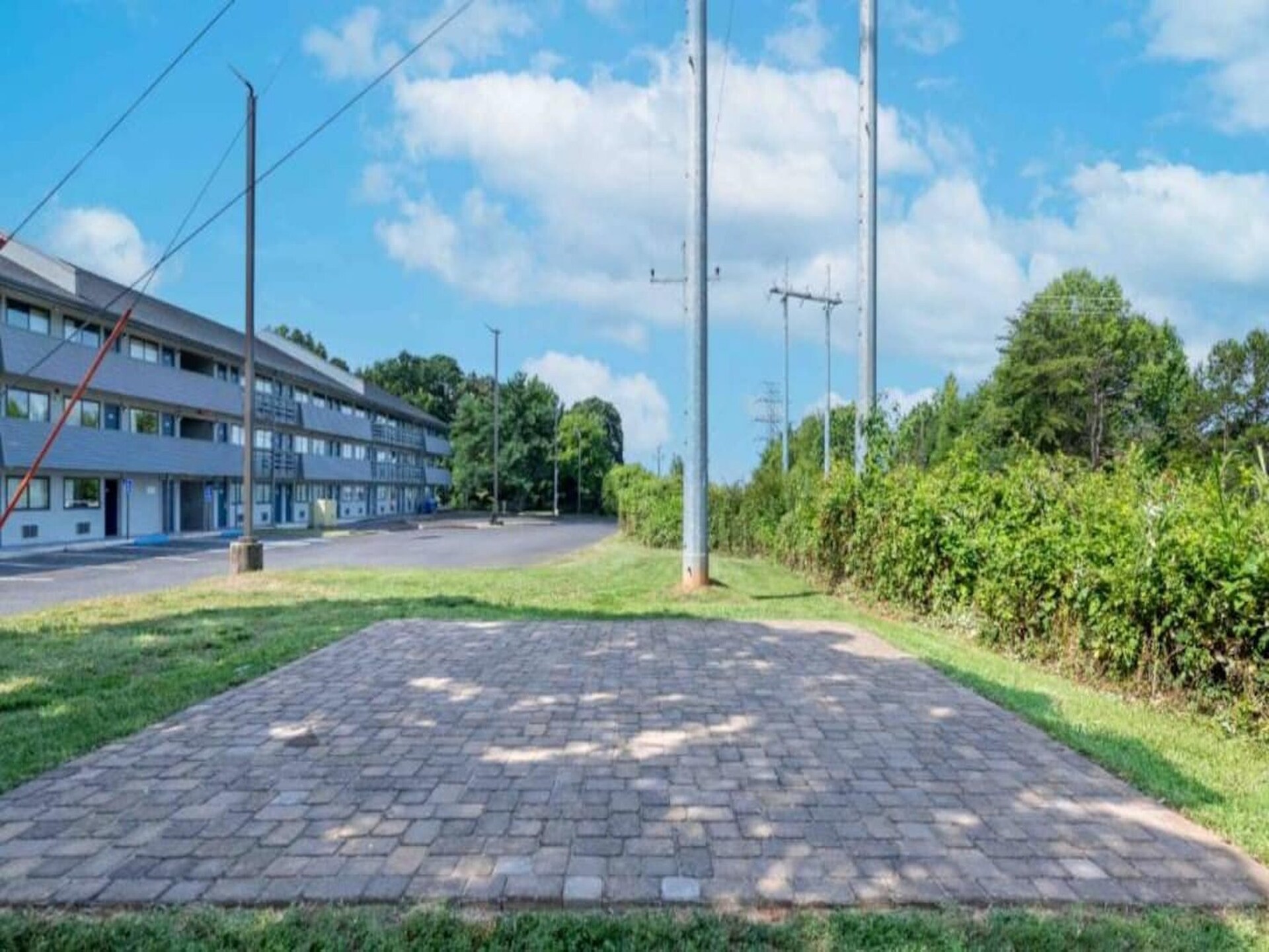 Comfortabel appartement in Charlotte met bad en gratis WiFi - foto 22