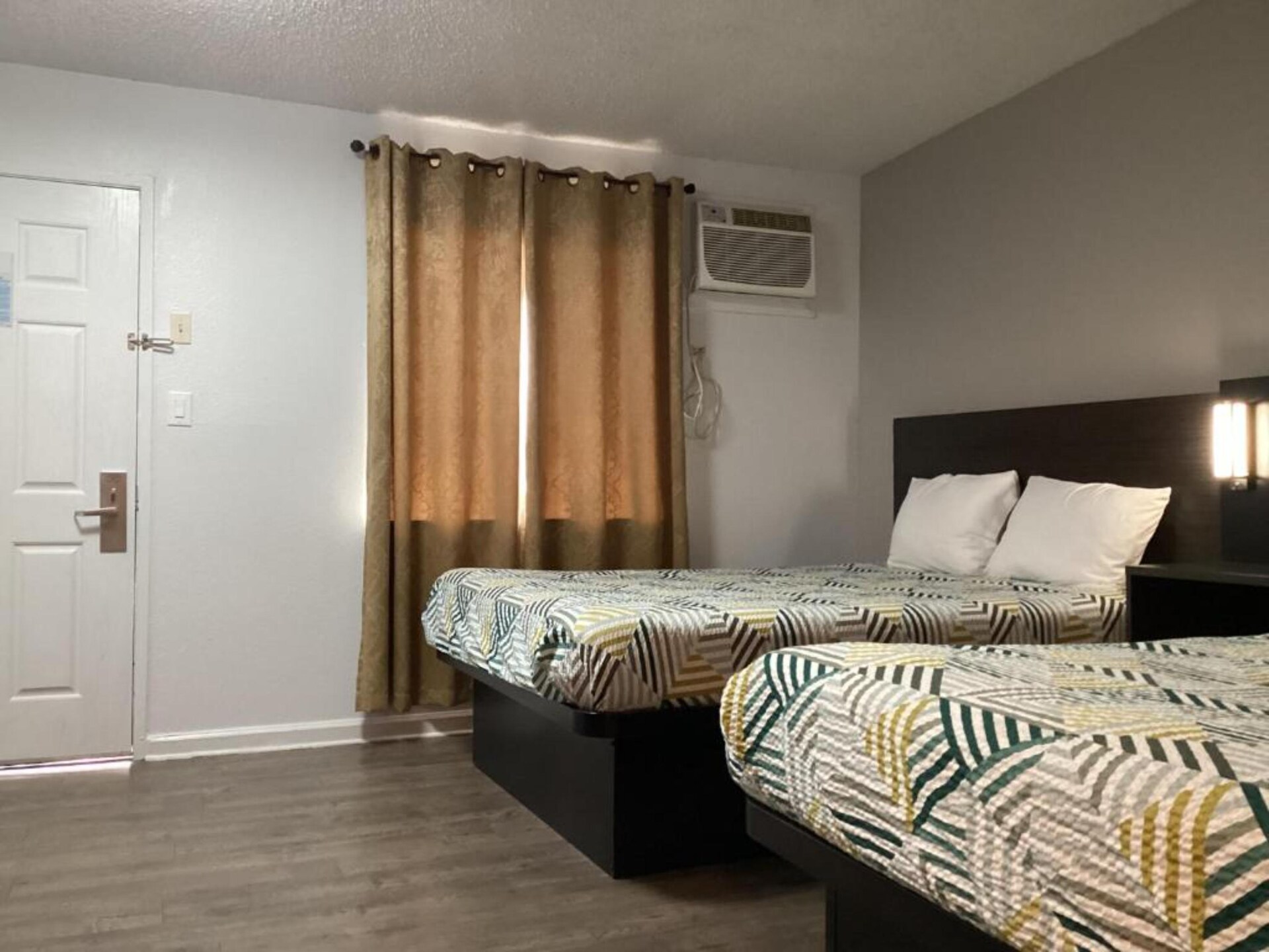 Comfortabel appartement met 2 queensize bedden in Selma – nabij Fresno - foto 10