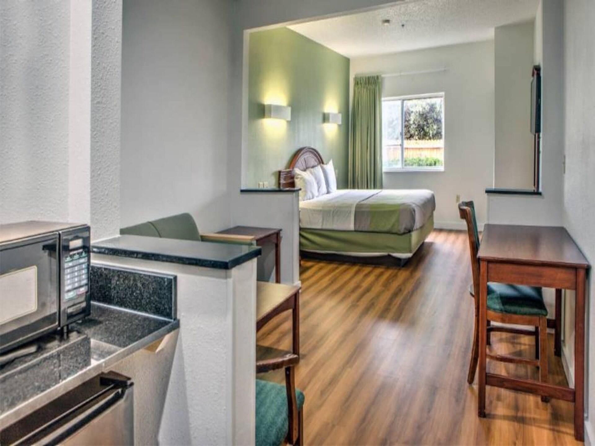Comfortabele suite met queensize bed in Dallas, ideaal voor twee - foto 5