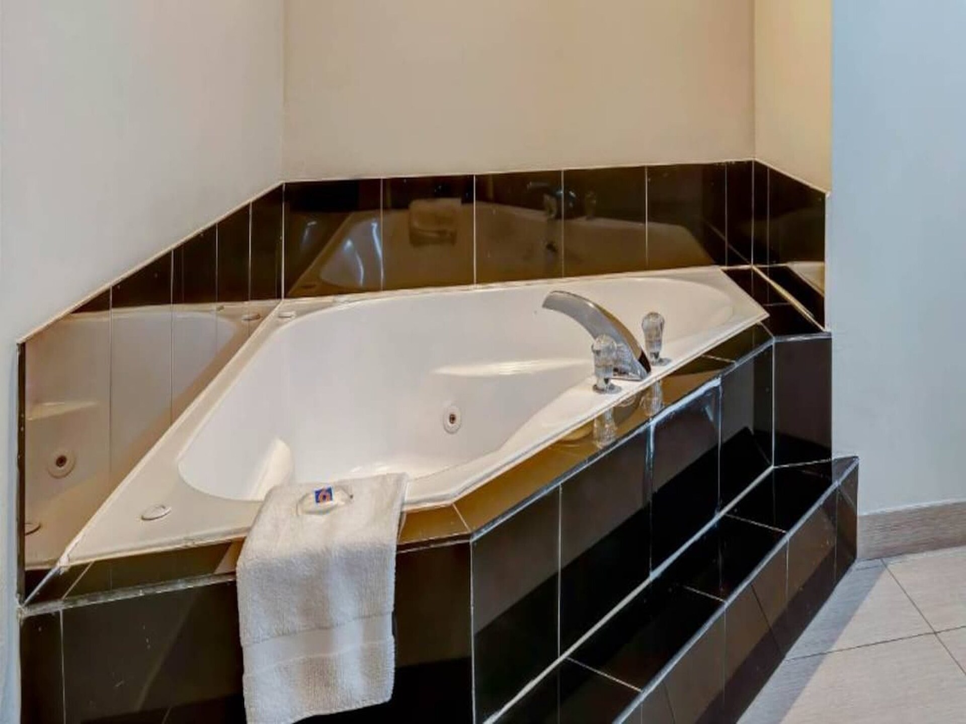Toegankelijk appartement met 2 queensize bedden in Balch Springs - foto 6