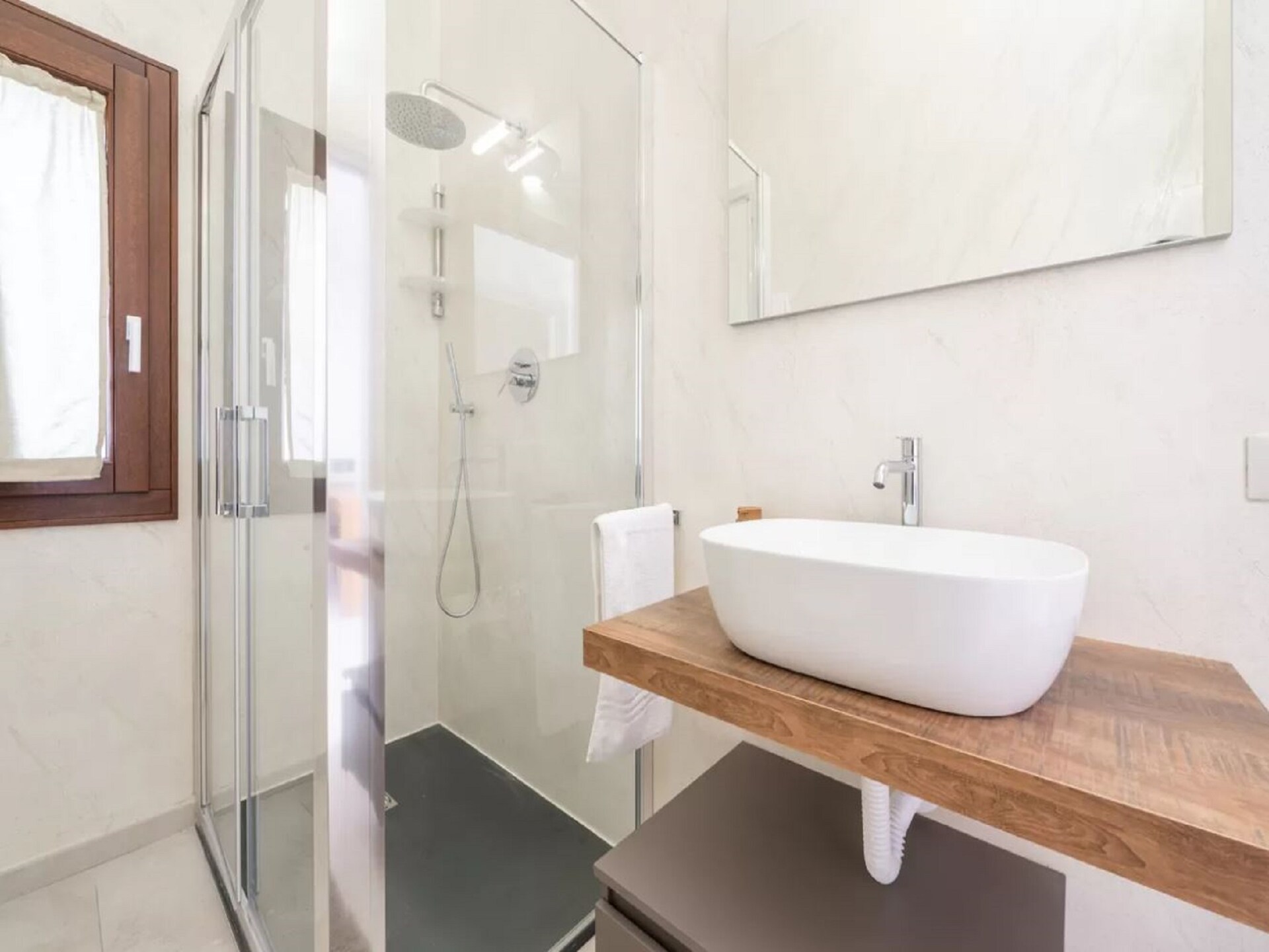 Vakantiehuis nabij centrum San Teodoro met privézwembad - foto 26
