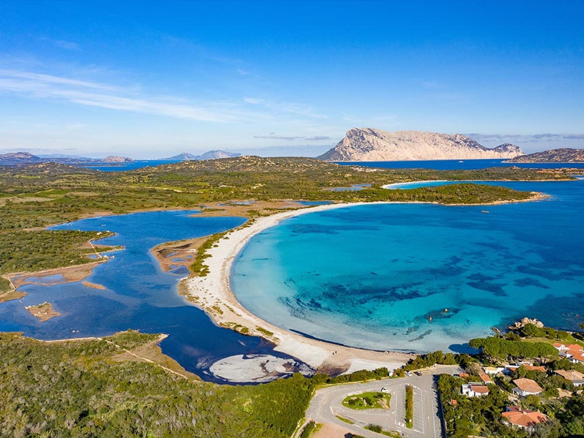 Vakantiehuis nabij centrum San Teodoro met privézwembad - foto 31