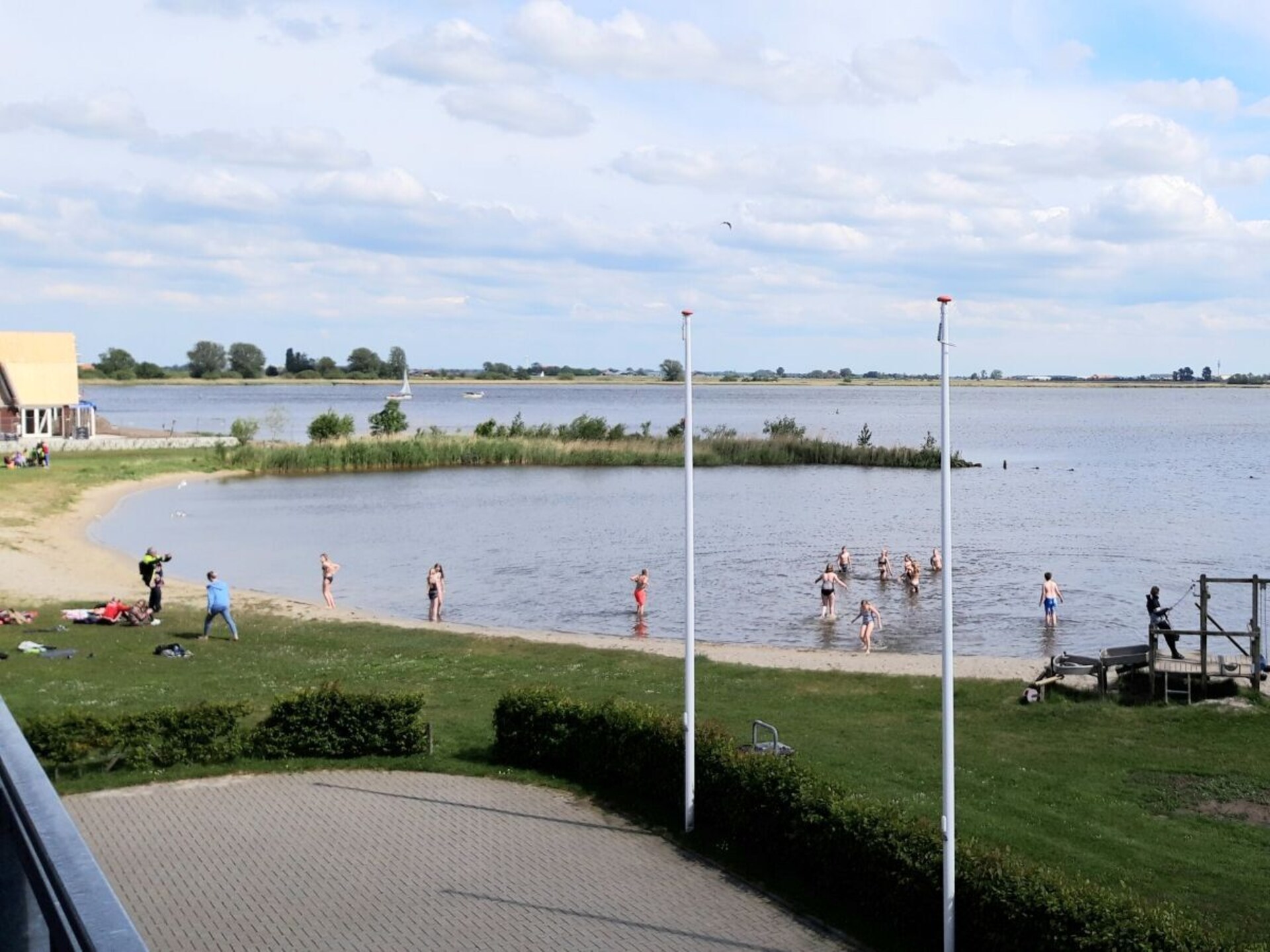Ruim landelijk vakantiehuis met pooltafel en trampoline nabij Heeg - foto 14