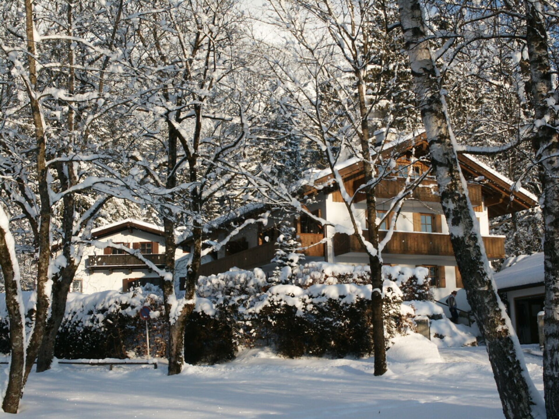 Ruim vakantiehuis voor 9 personen in Garmisch-Partenkirchen met terras op het zuidwesten - foto 2