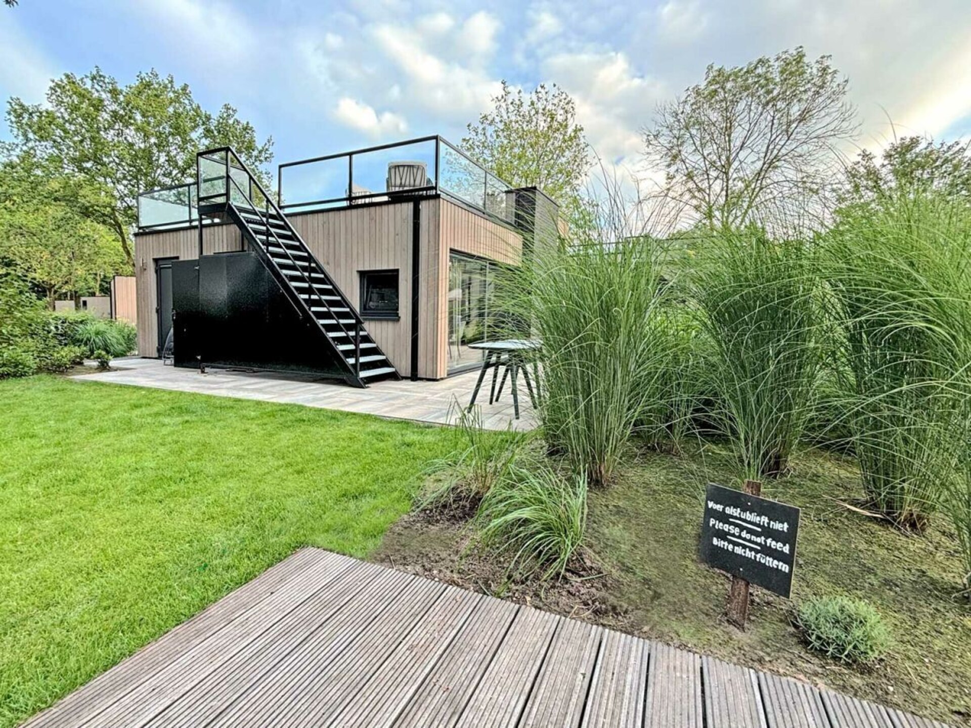 Modern vakantiehuis aan het Veluwemeer met aanlegsteiger en dakterras - foto 3