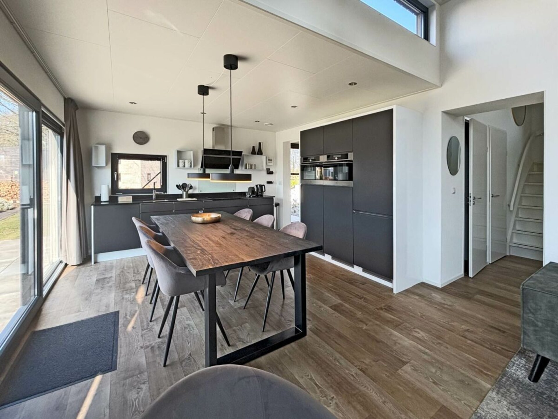 Modern vakantiehuis aan het Veluwemeer met aanlegsteiger en dakterras - foto 13