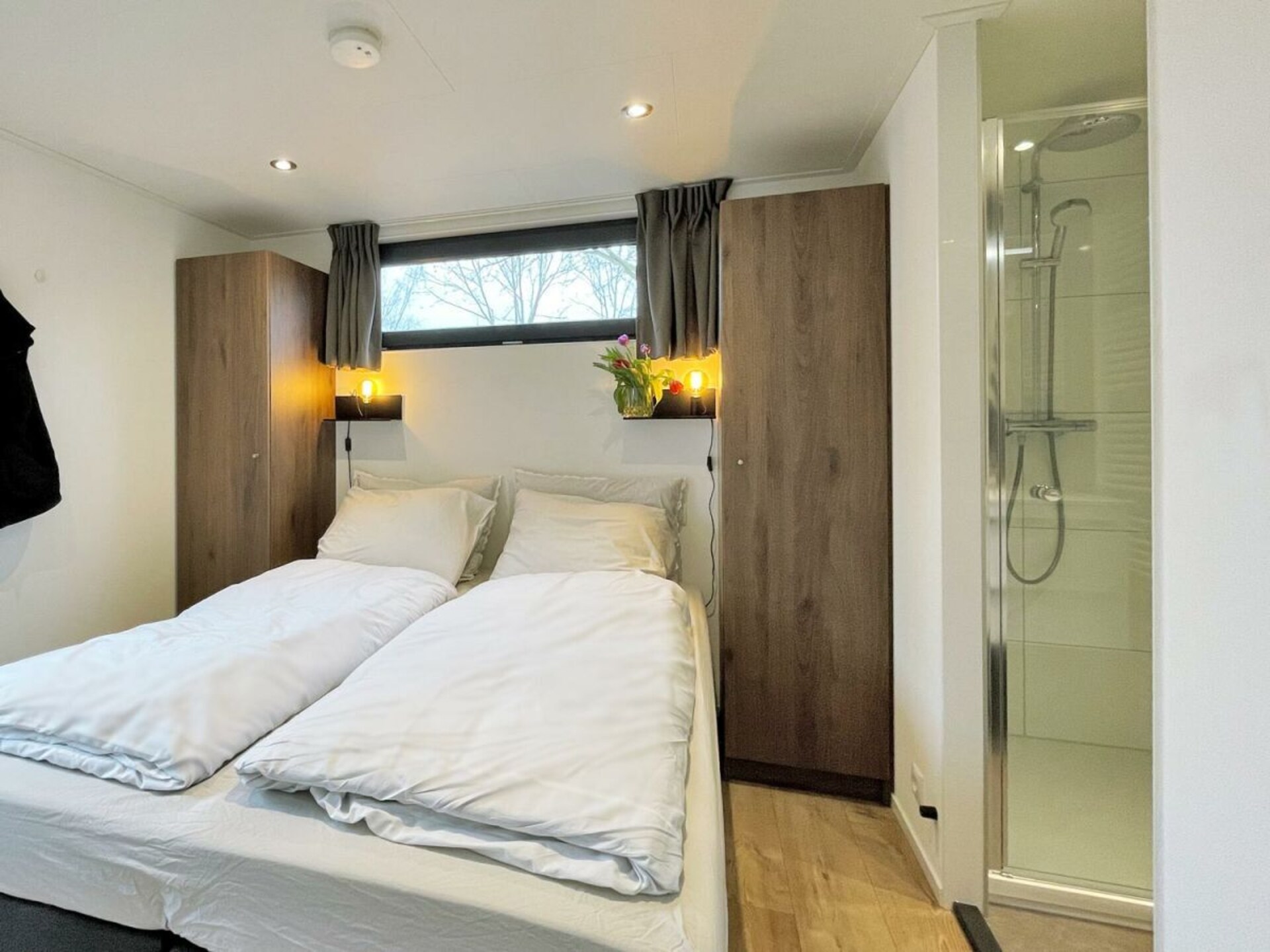 Modern vakantiehuis aan het Veluwemeer met aanlegsteiger en dakterras - foto 16