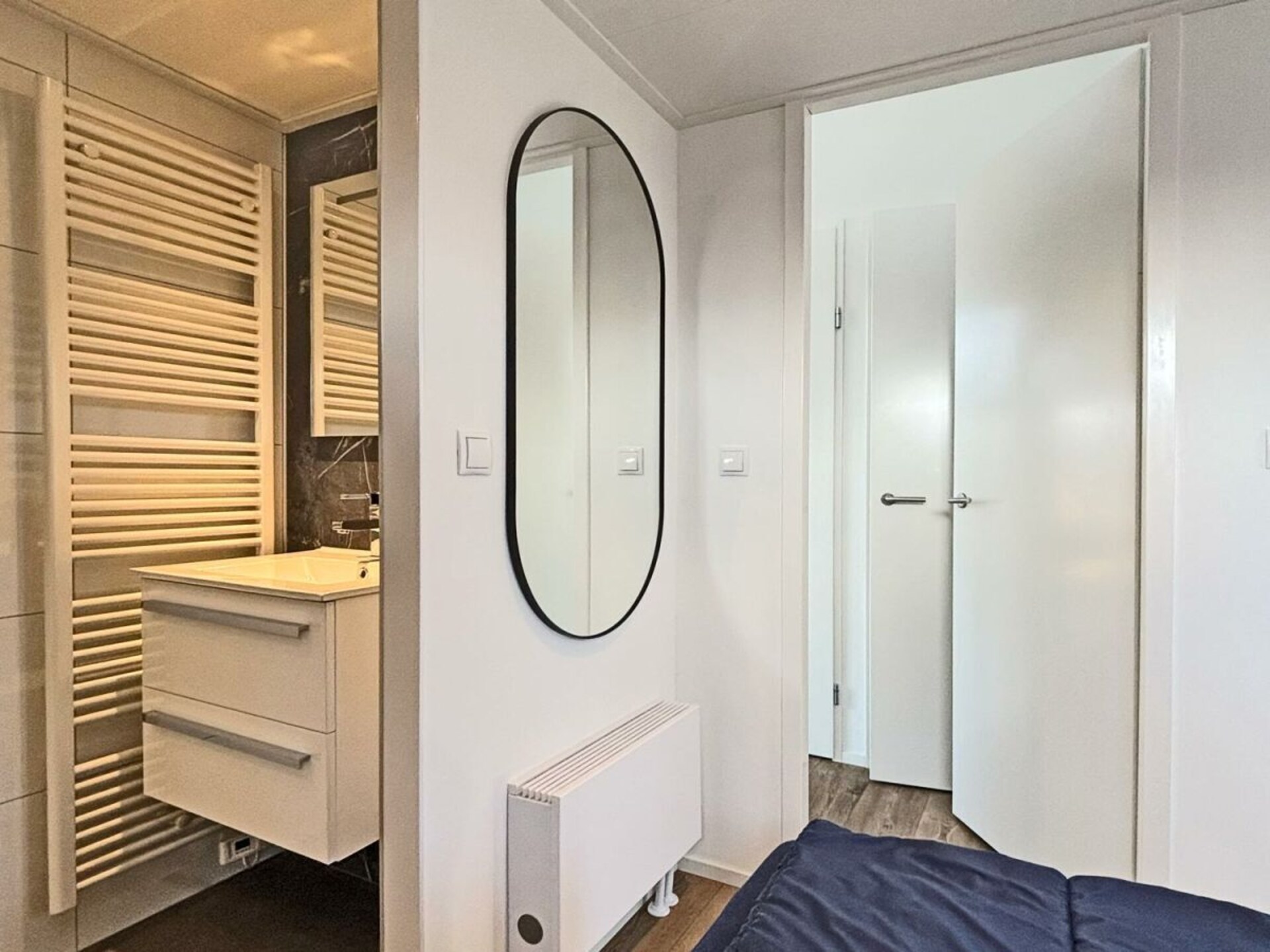 Modern vakantiehuis aan het Veluwemeer met aanlegsteiger en dakterras - foto 18