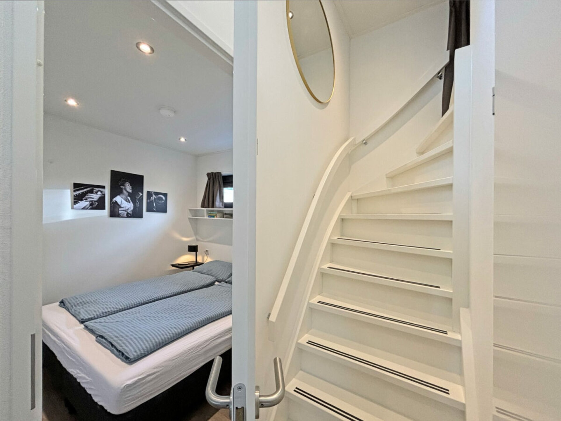 Modern vakantiehuis aan het Veluwemeer met aanlegsteiger en dakterras - foto 19