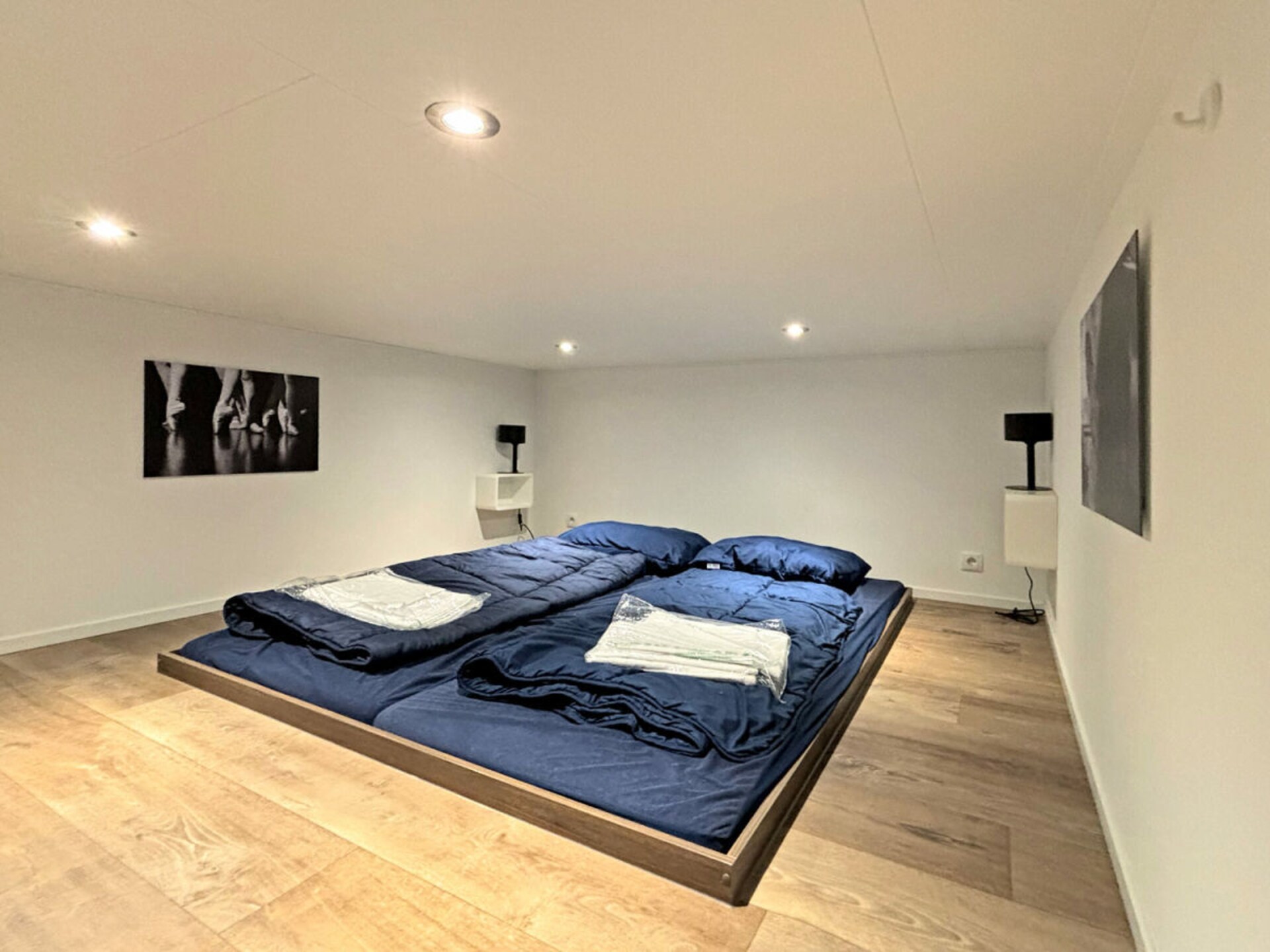 Modern vakantiehuis aan het Veluwemeer met aanlegsteiger en dakterras - foto 22