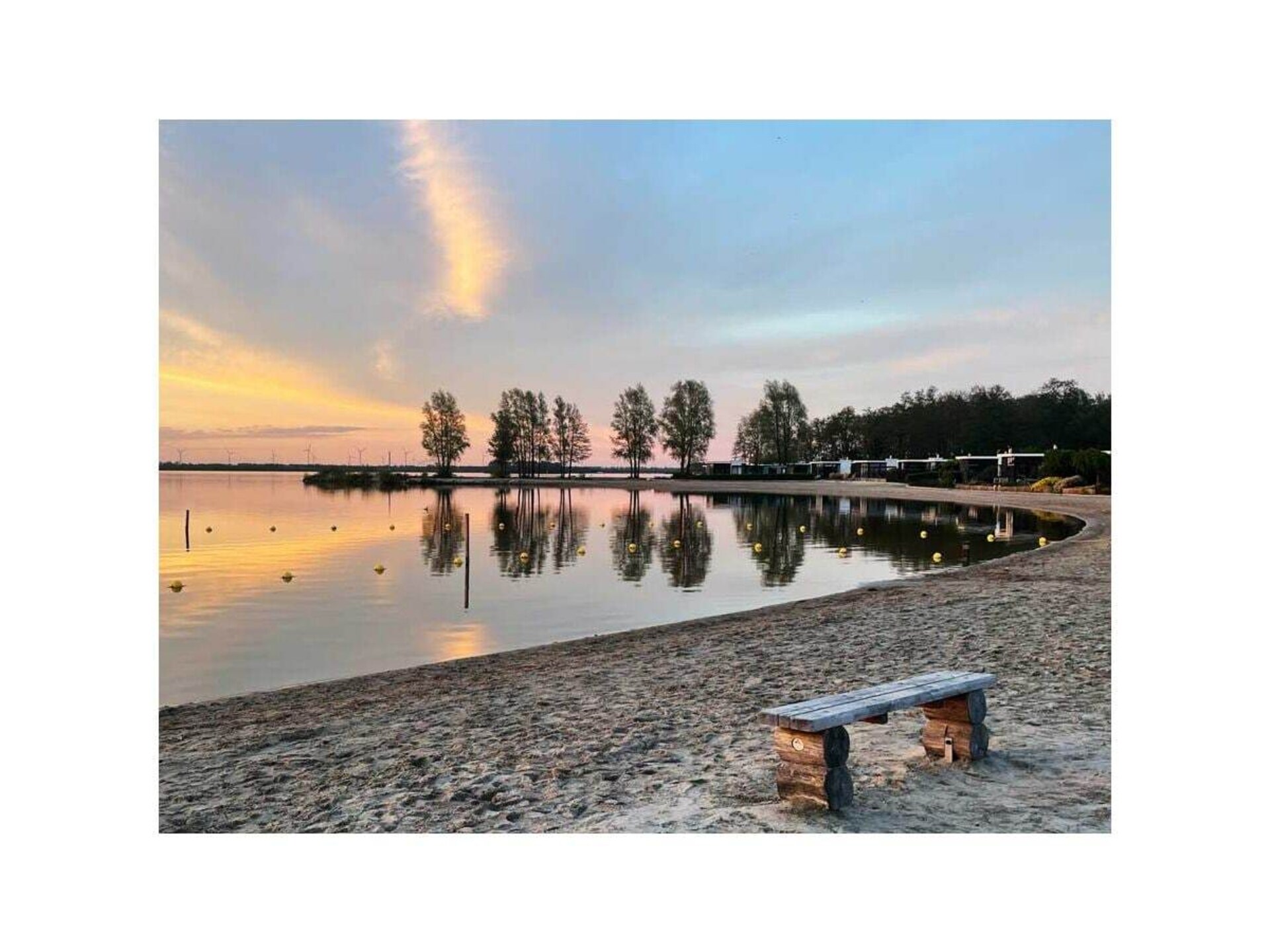 Modern vakantiehuis aan het Veluwemeer met aanlegsteiger en dakterras - foto 27