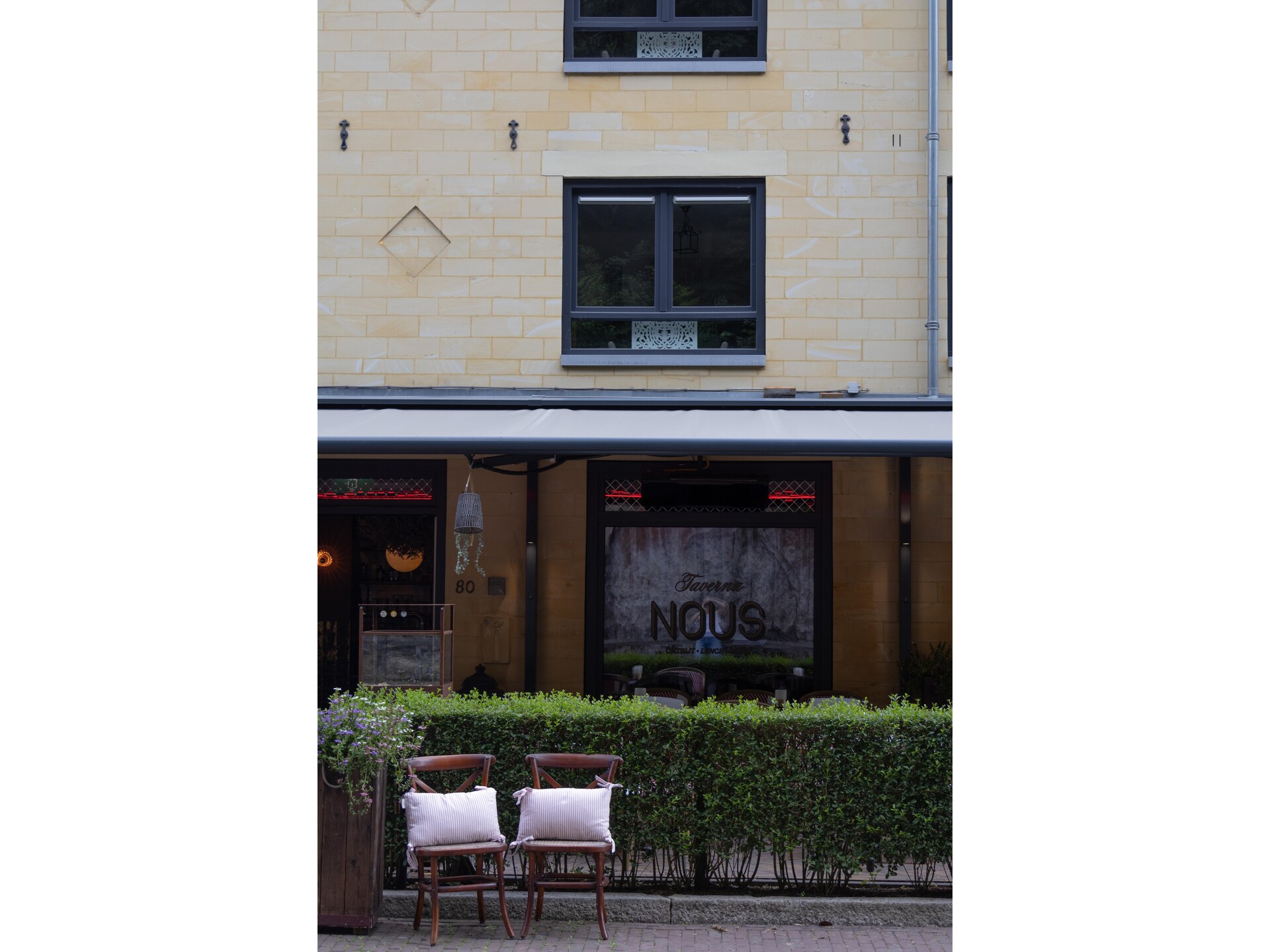 Luxe appartement Nous: romantisch verblijf met golf & restaurant in Valkenburg - foto 5