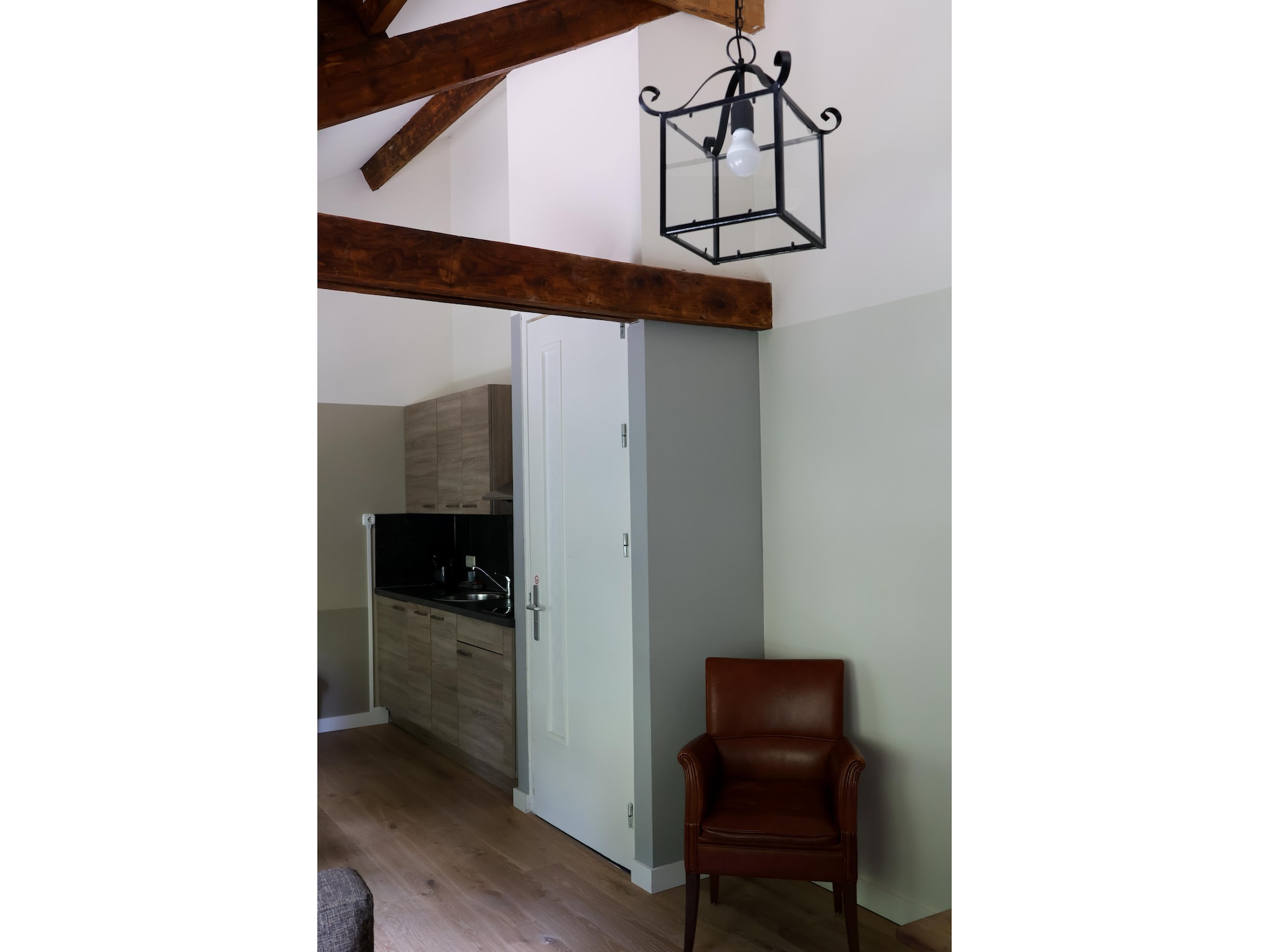 Luxe appartement Nous: romantisch verblijf met golf & restaurant in Valkenburg - foto 8