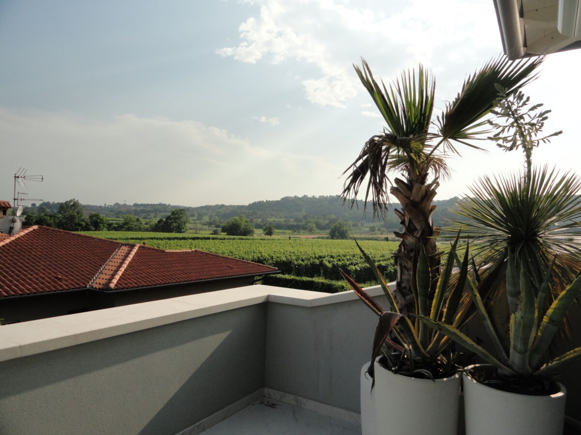 Villa met zwembad en designinterieur aan het Gardameer - foto 5
