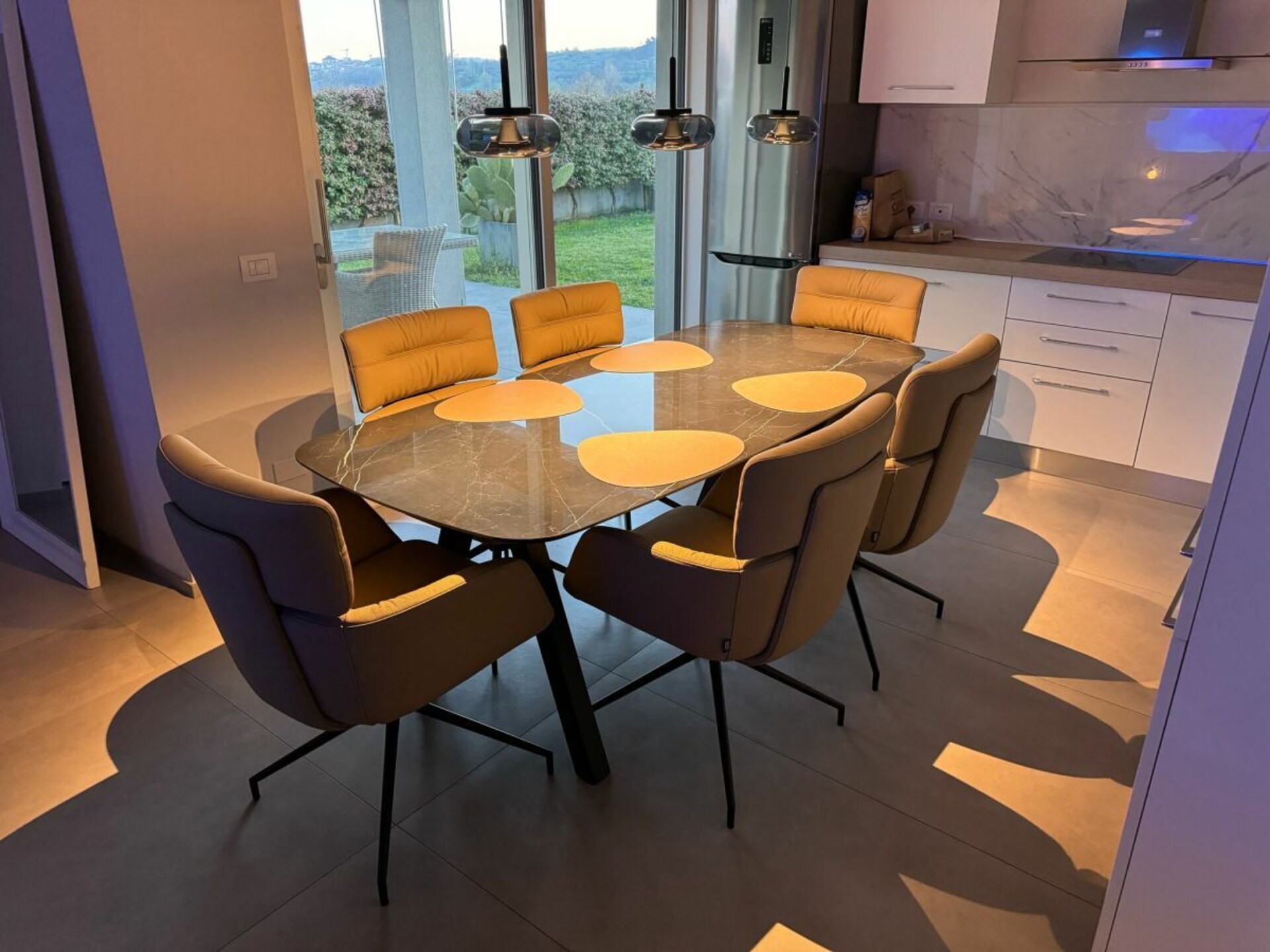 Villa met zwembad en designinterieur aan het Gardameer - foto 9
