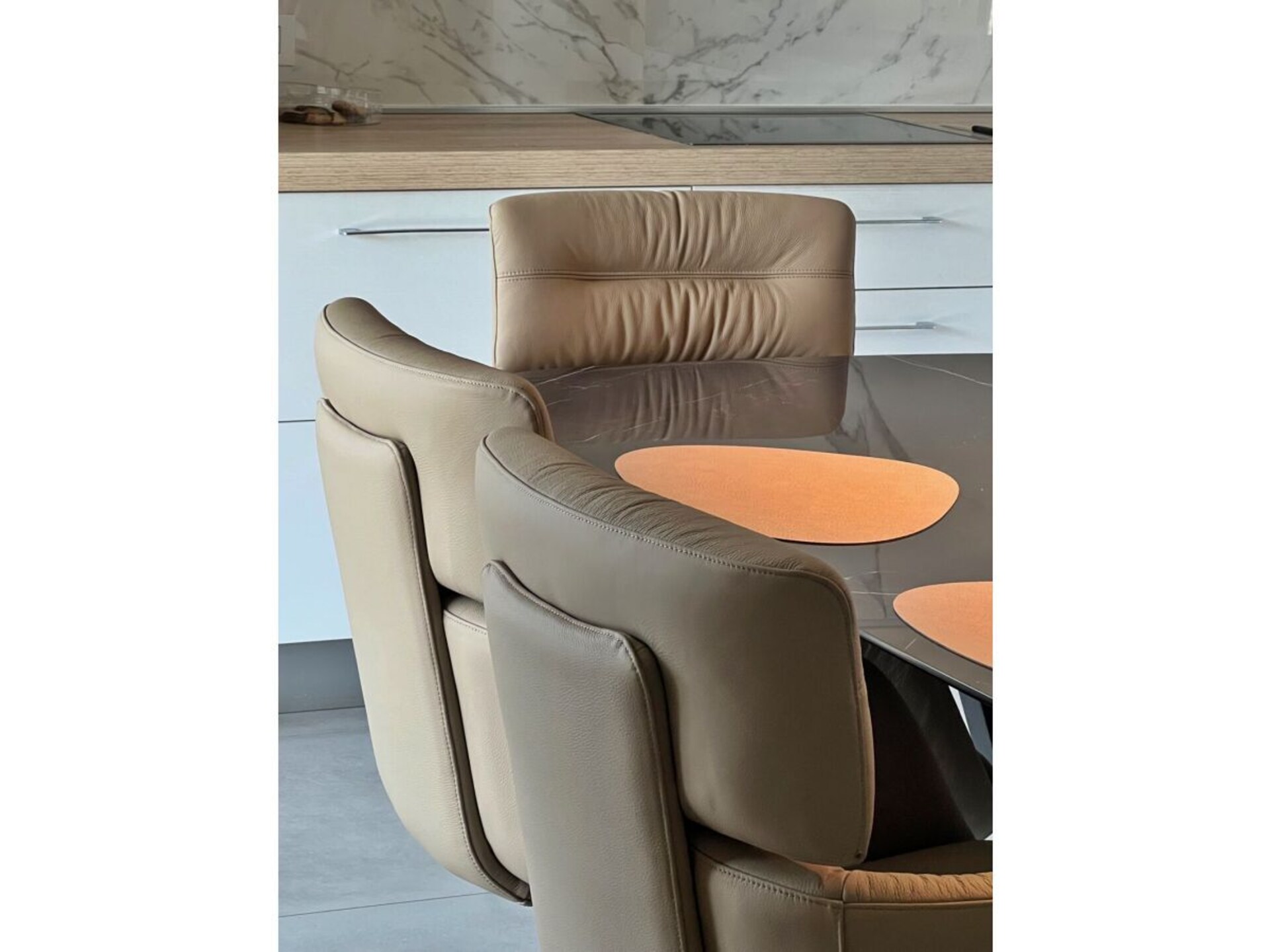 Villa met zwembad en designinterieur aan het Gardameer - foto 10