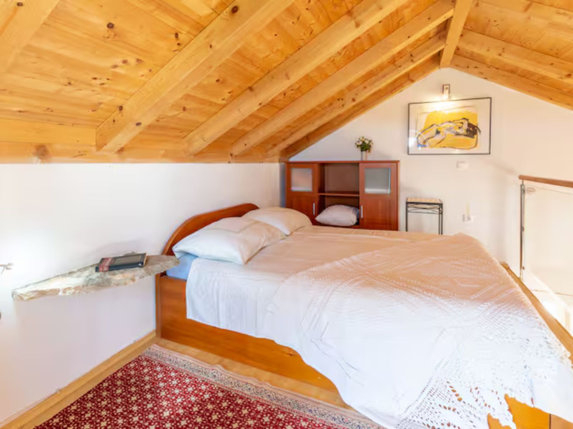 House of the Sun: Vrijstaand vakantiehuis met zwembad op Brač, 500m van strand - foto 8