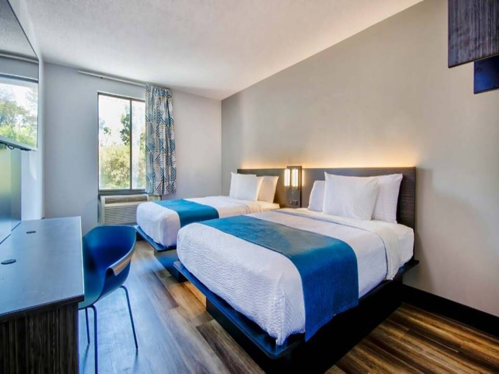 Comfortabele 2-Queen Bed Kamer met WiFi nabij Louisville - foto 12