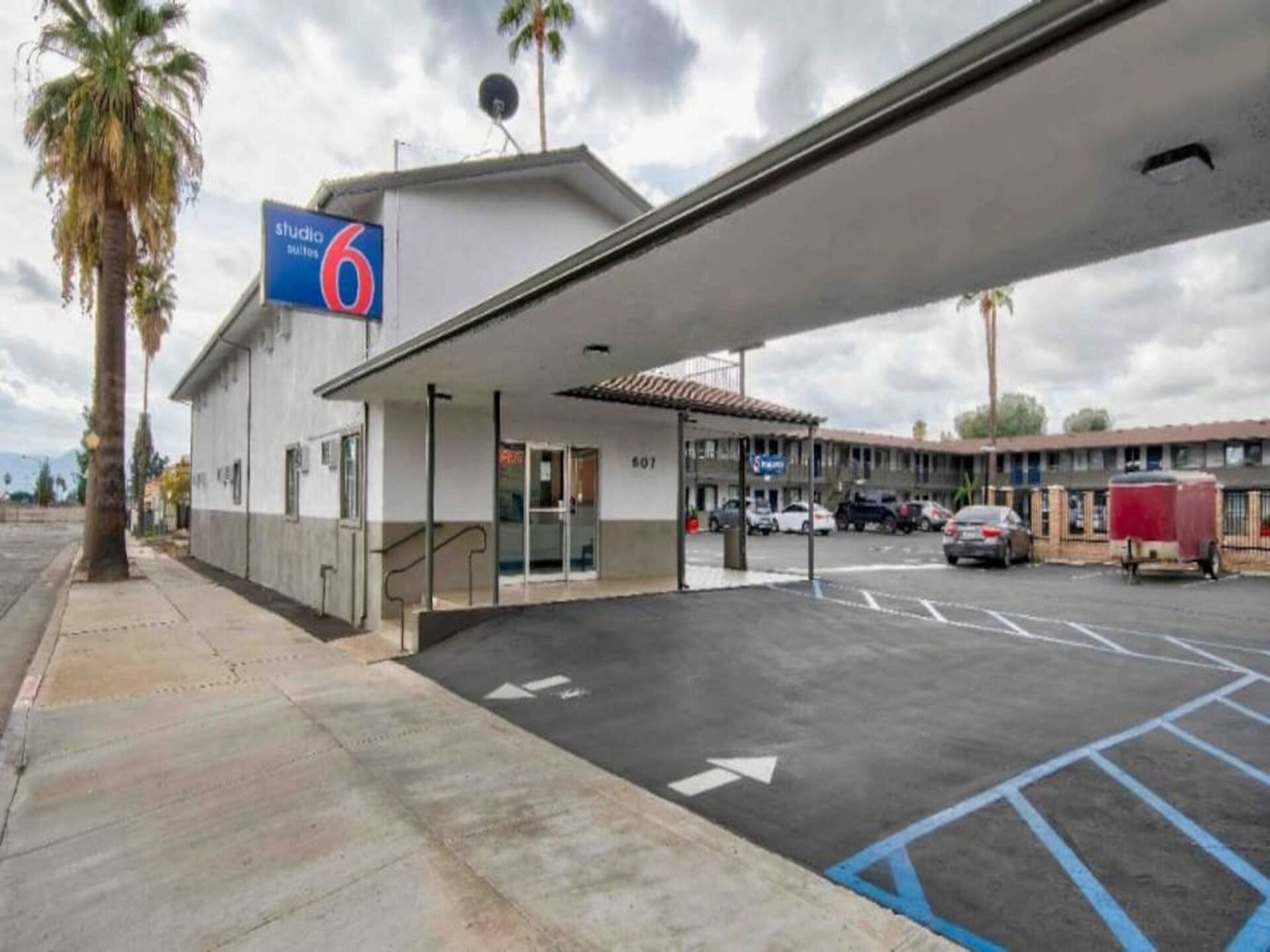 Rustiek appartement in San Bernardino met 2 queensize bedden - foto 10