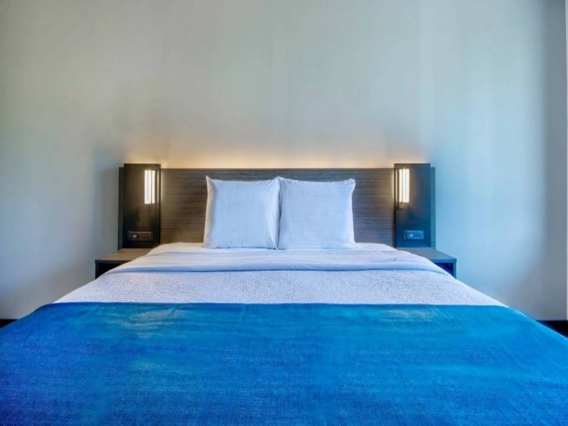 Knusse hotelkamer in Jeffersonville met kingsize bed, ideaal voor twee - foto 8