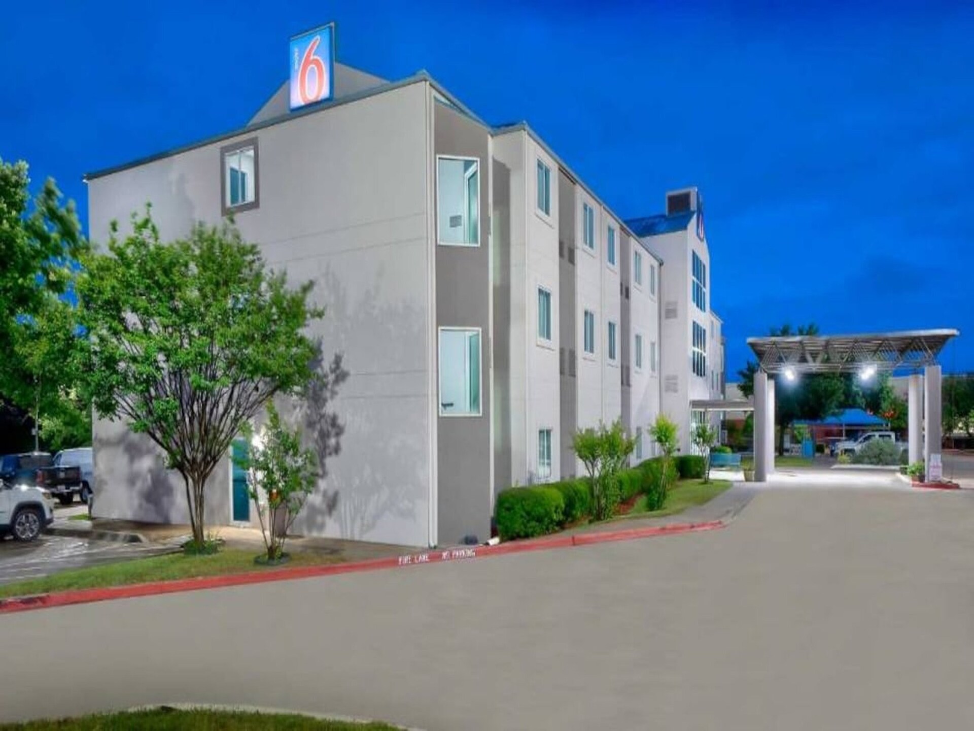 Toegankelijk appartement met kingsize bed in Benbrook – rookvrij - foto 2