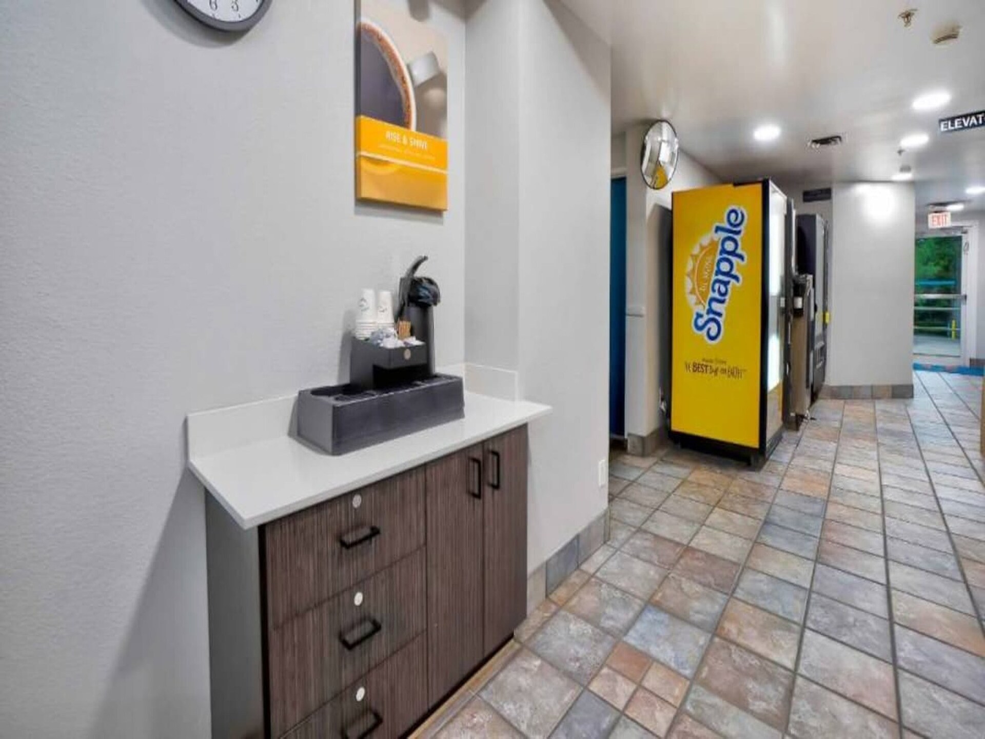 Toegankelijk appartement met kingsize bed in Benbrook – rookvrij - foto 24