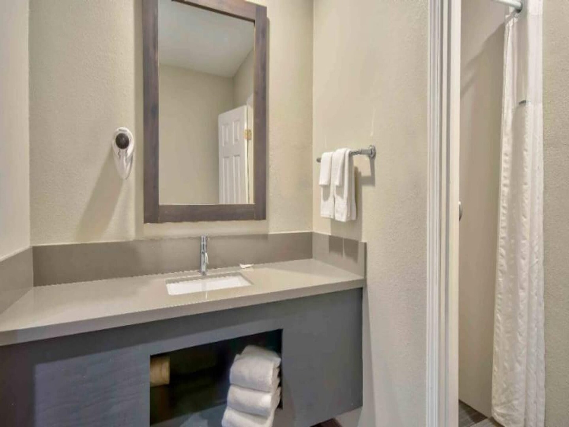 Kompakt appartement met kitchenette in Rosemead – ideaal voor 2 personen - foto 23
