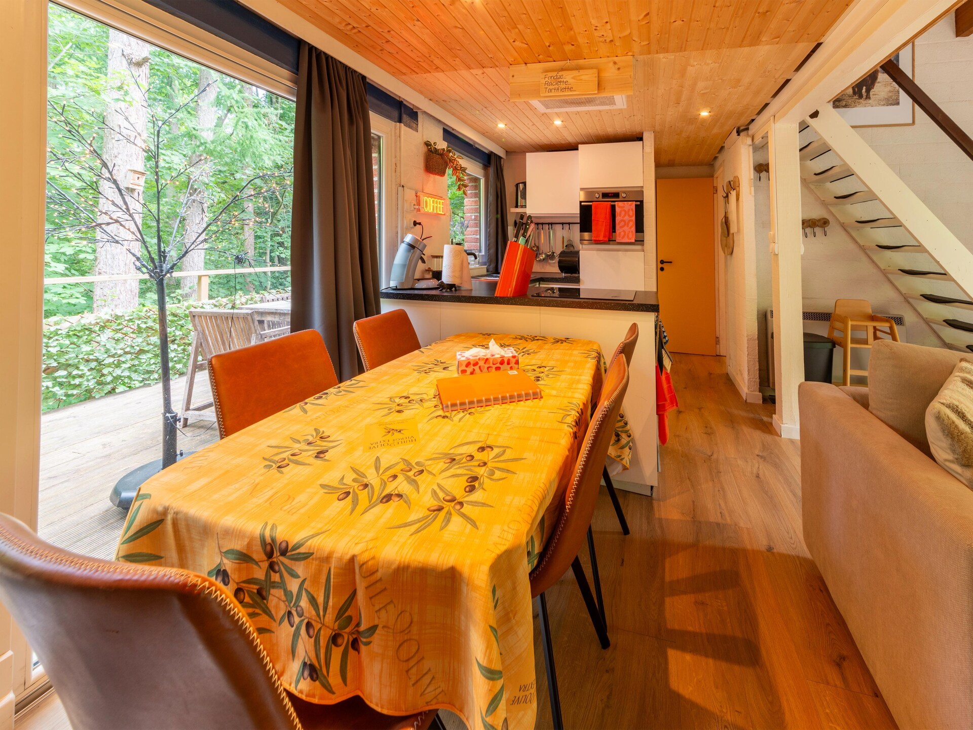 Vrijstaand chalet voor 6 in Hastière met ruime tuin en honden welkom - foto 12