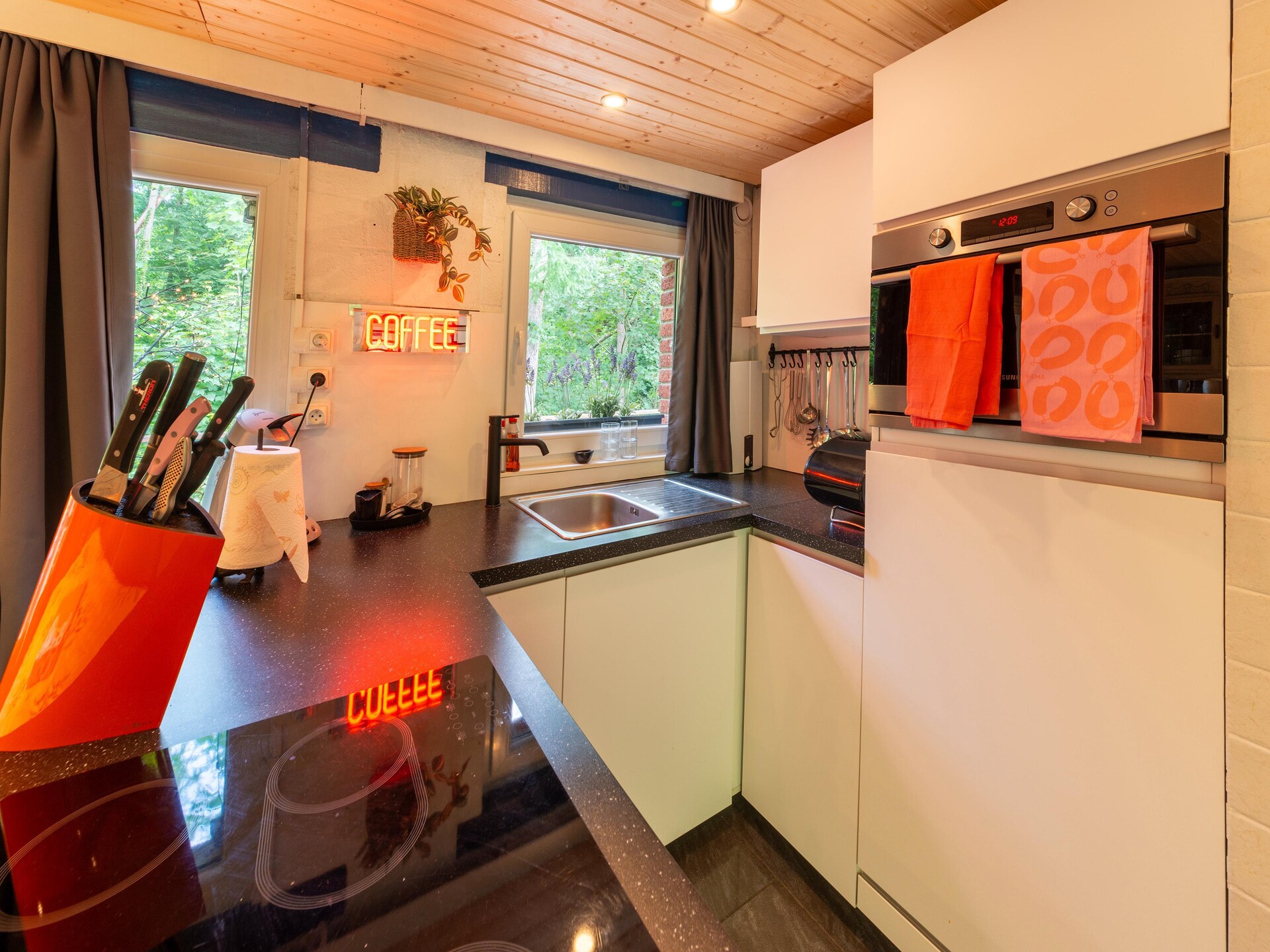 Vrijstaand chalet voor 6 in Hastière met ruime tuin en honden welkom - foto 14