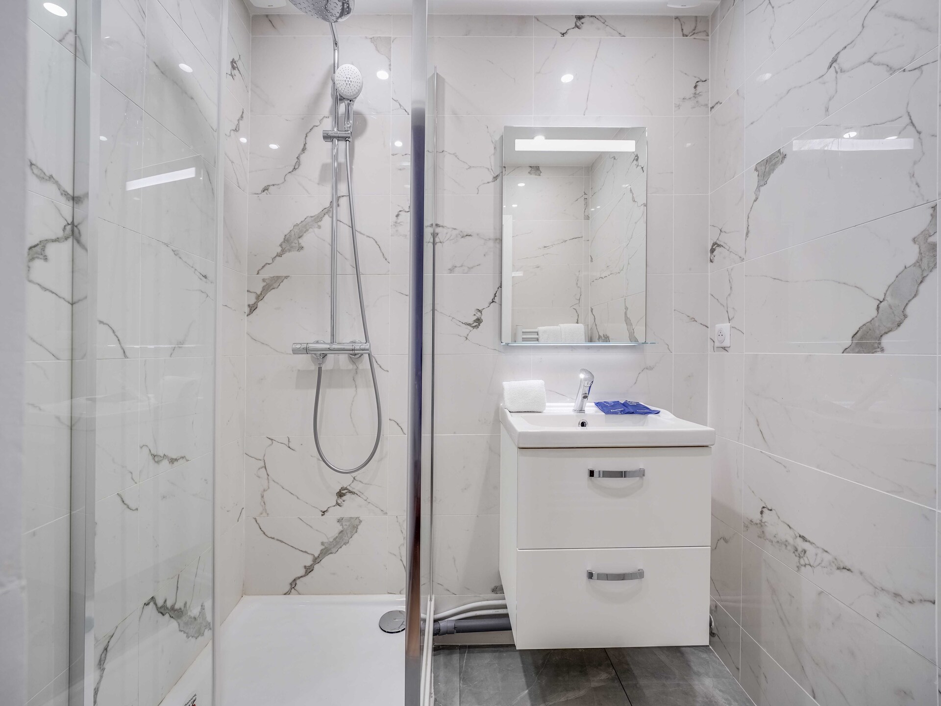 Modern appartement bij Gare de l'Est – 2 personen - foto 12