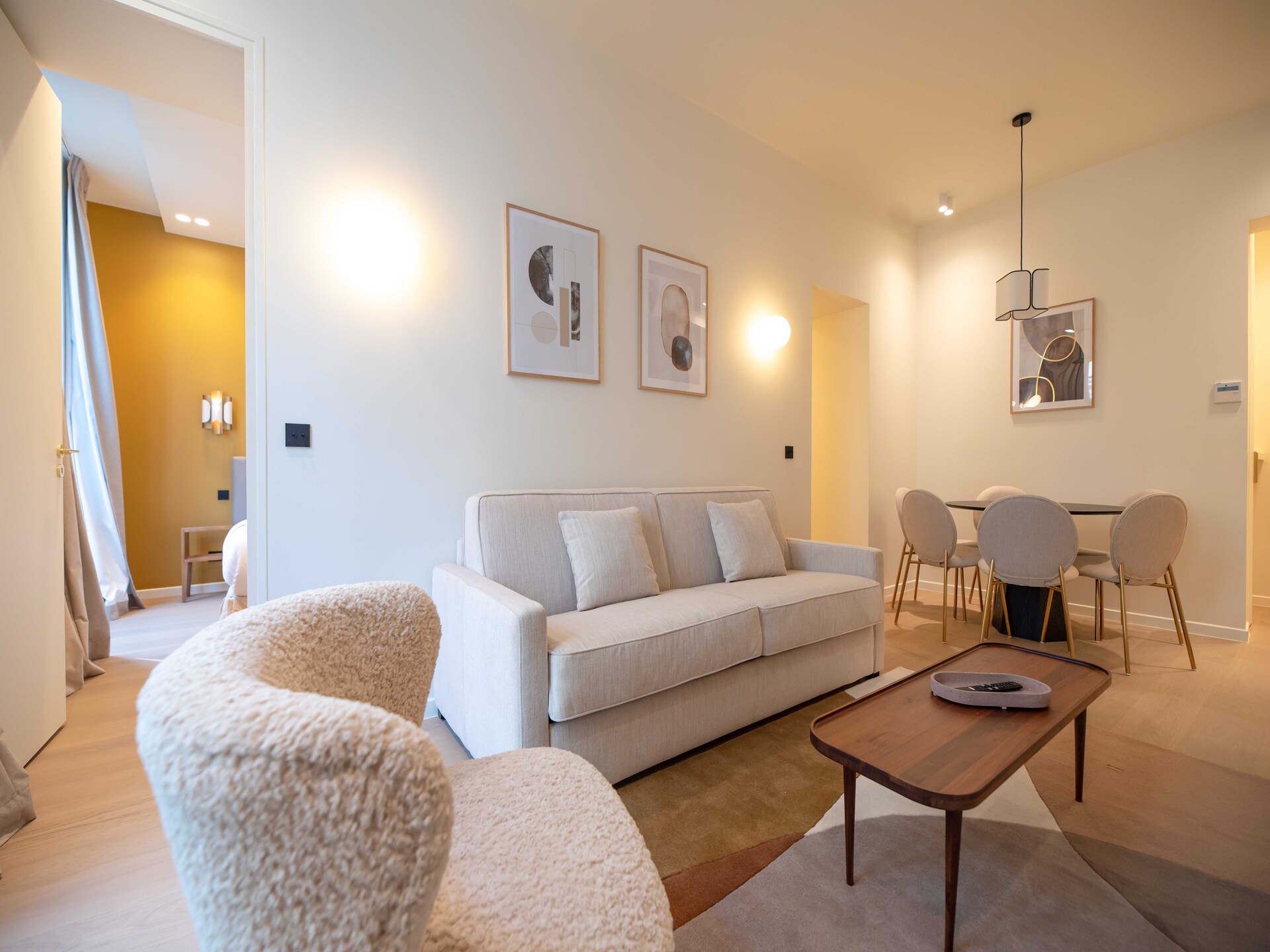Modern Scandinavisch appartement in 9e arrondissement, vlakbij metro - foto 6