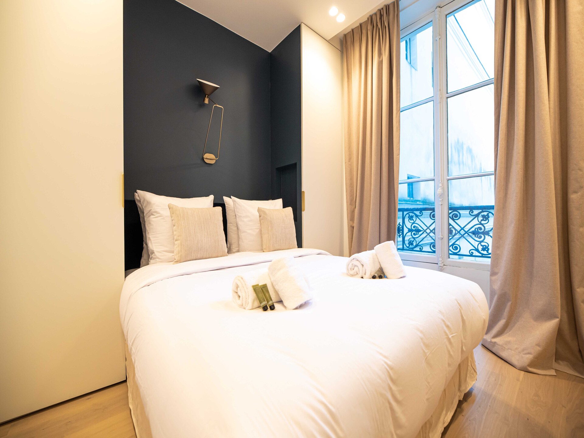 Modern appartement met Scandinavisch design in het bruisende 9e arrondissement van Parijs - foto 4