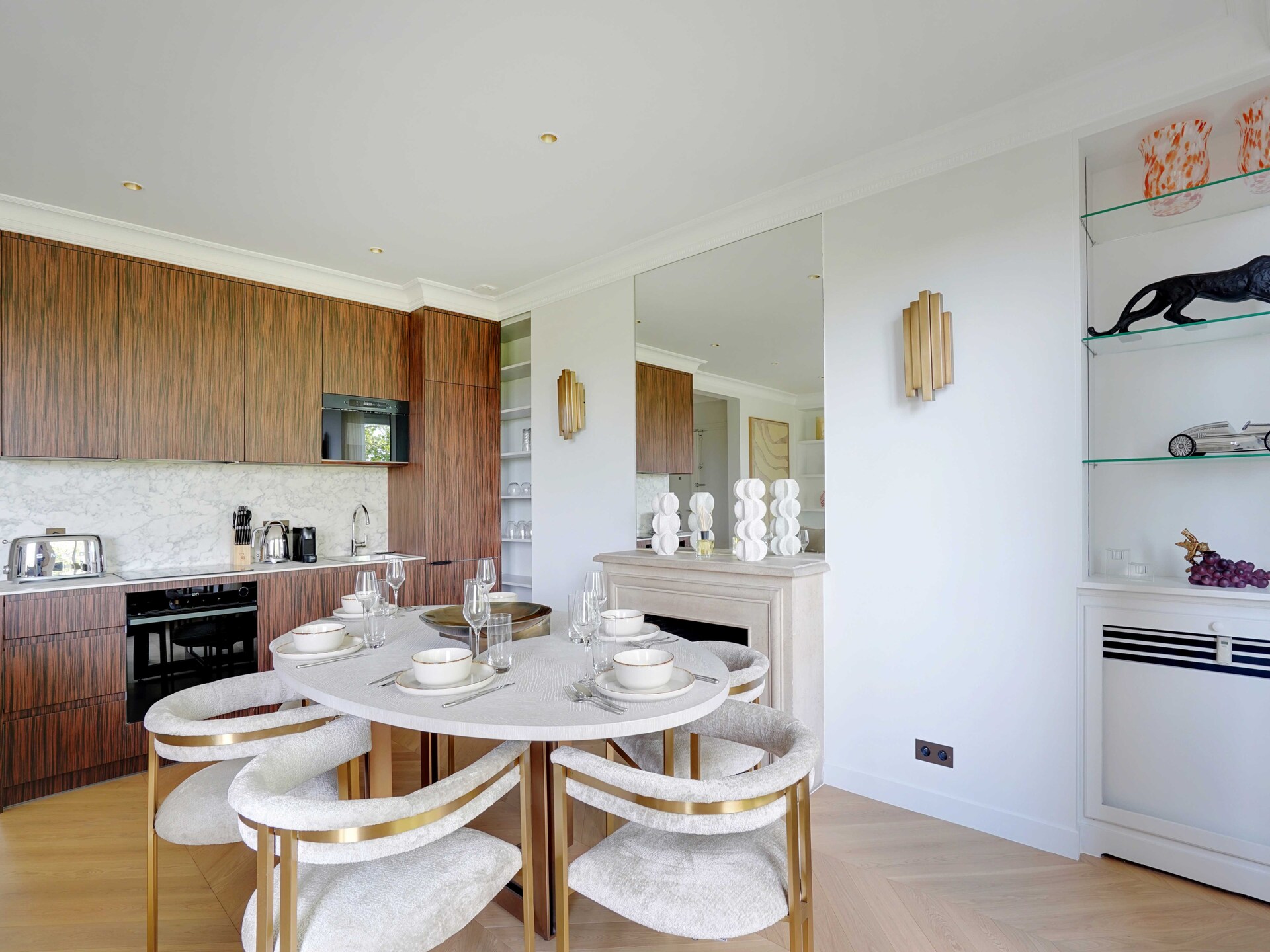 Modern appartement van 70 m² met balkon, vlakbij de Seine en Eiffeltoren - foto 9