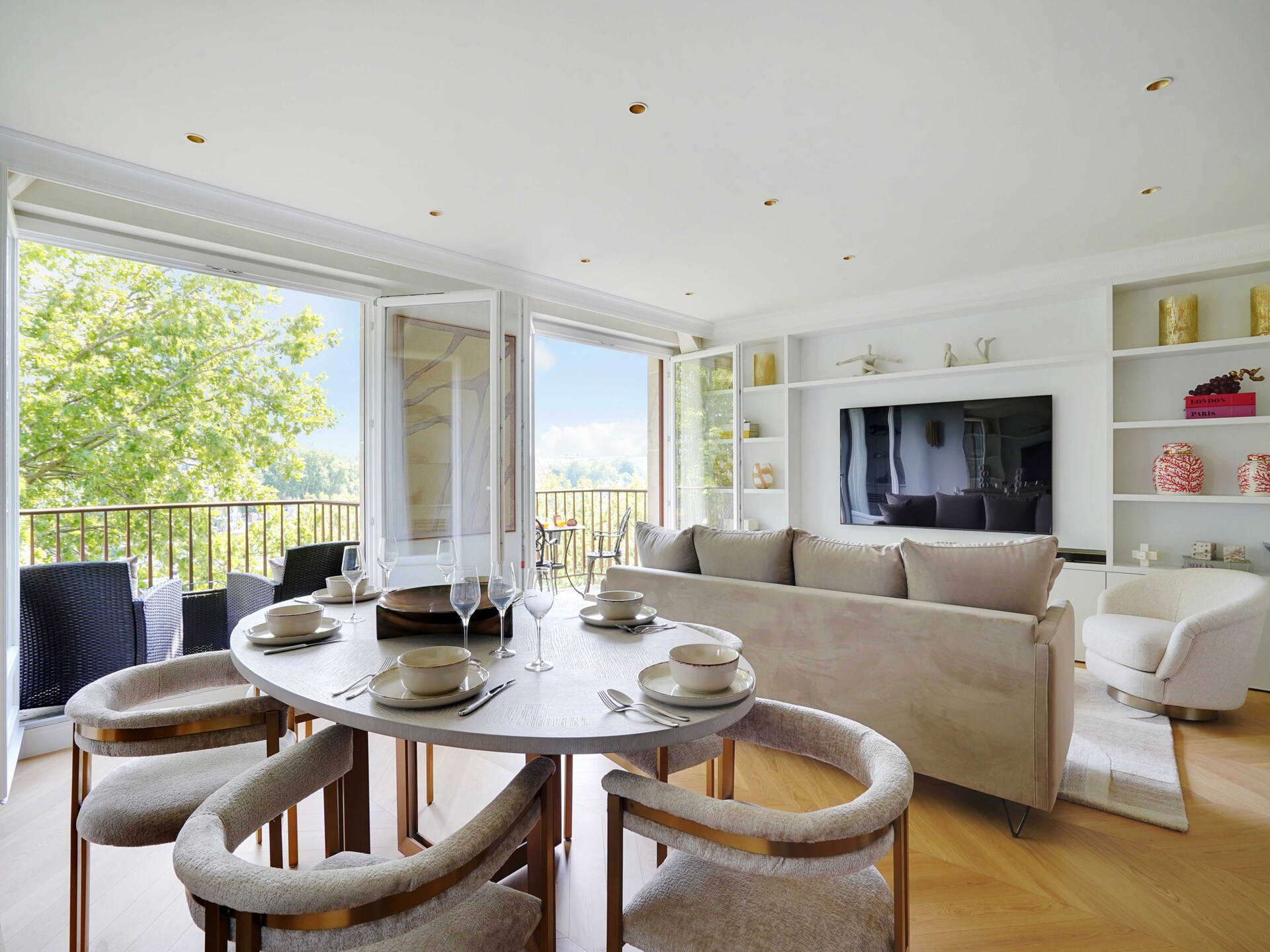 Modern appartement van 70 m² met balkon, vlakbij de Seine en Eiffeltoren - foto 11