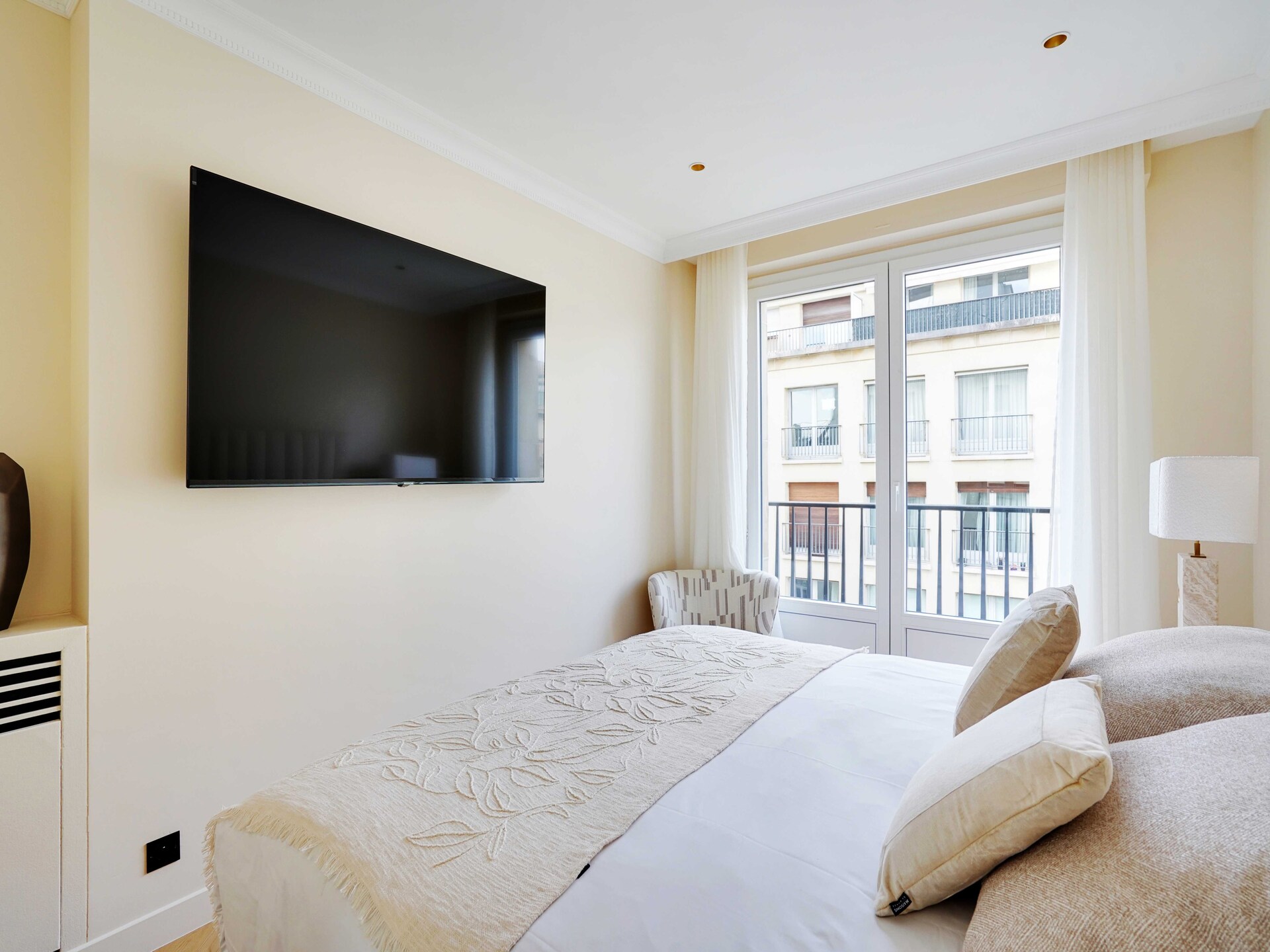 Modern appartement van 70 m² met balkon, vlakbij de Seine en Eiffeltoren - foto 16